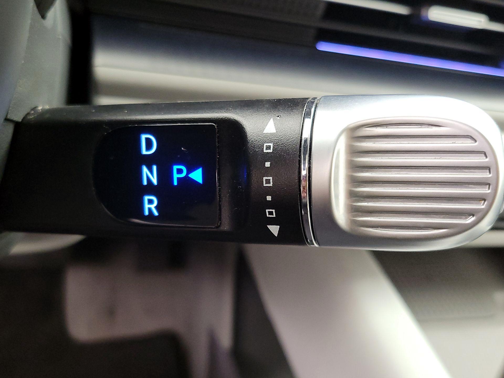 Thumbnail: 2025 Hyundai Ioniq 6 - 18