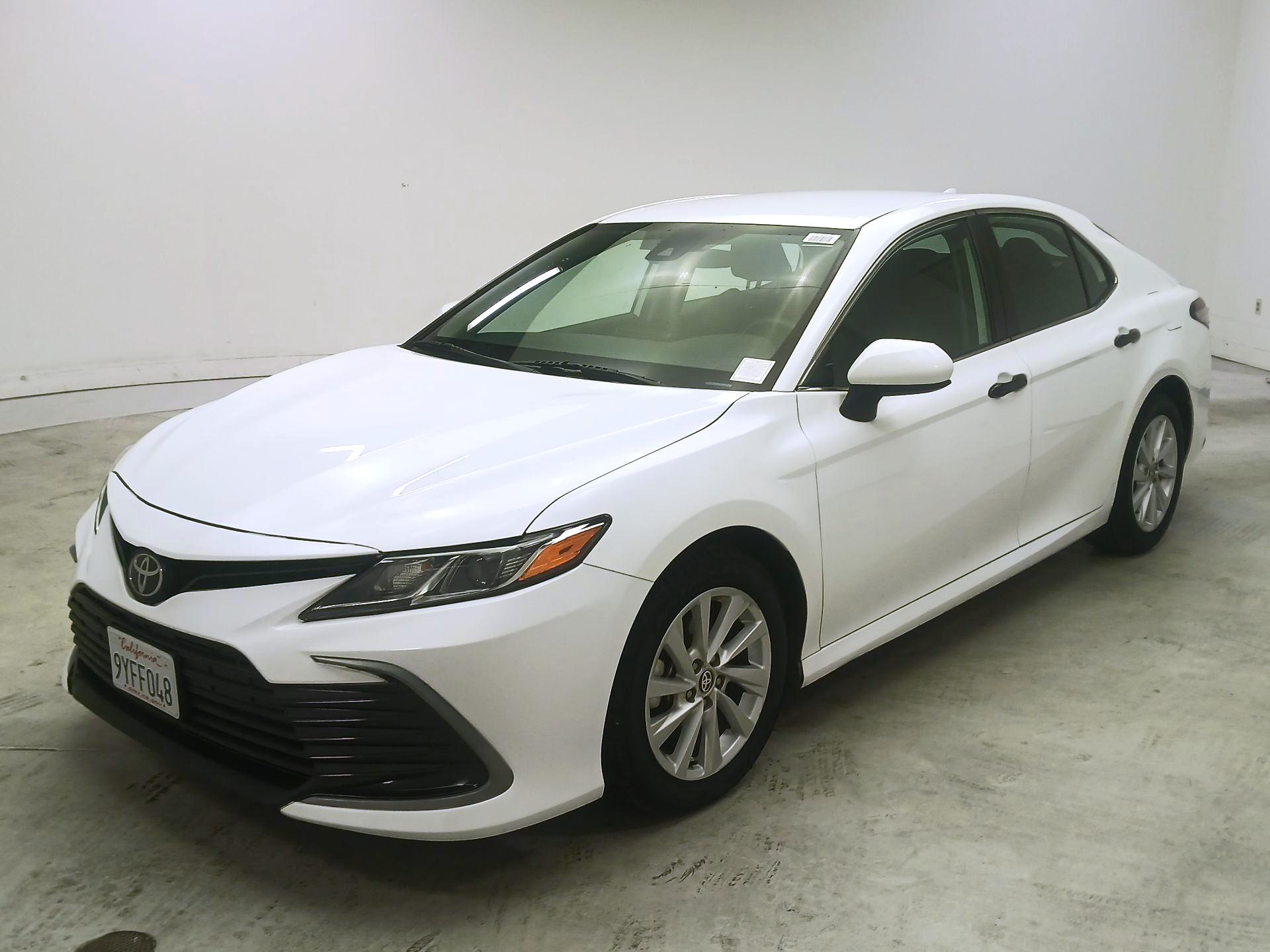 Thumbnail: 2024 Toyota Camry - 3