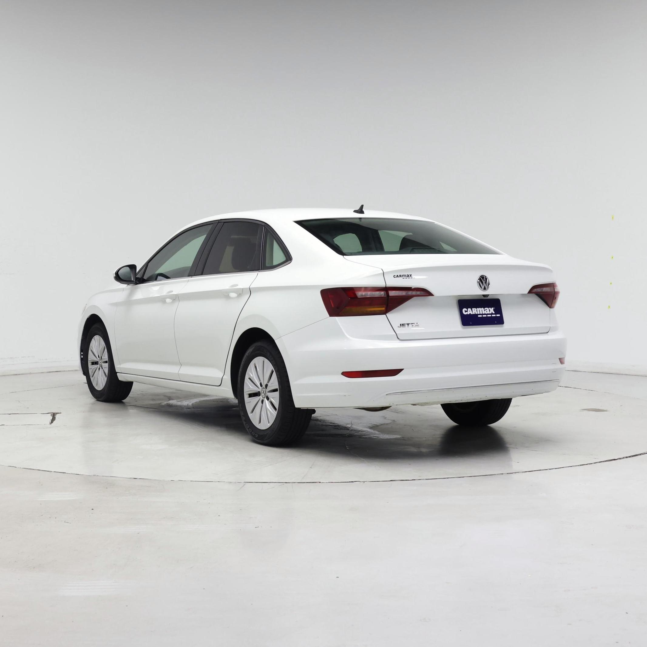 Thumbnail: 2019 Volkswagen Jetta - 2