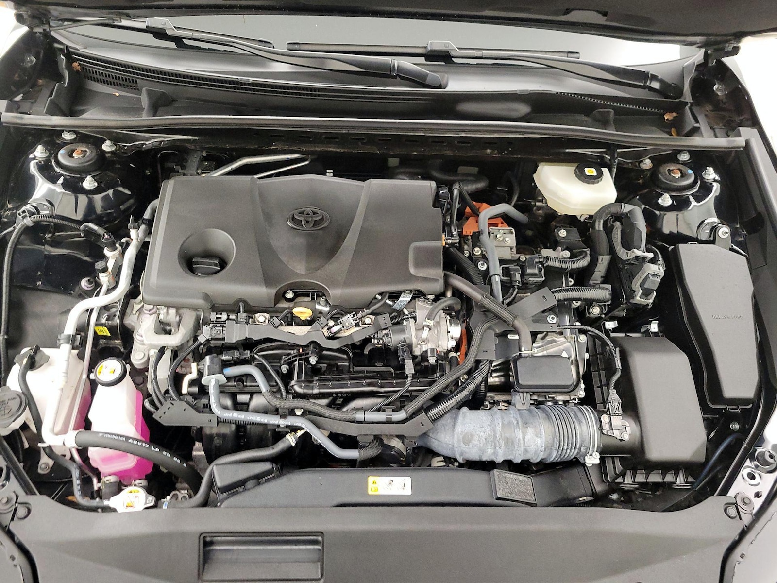 2025 Toyota Camry XSE - Photo 24