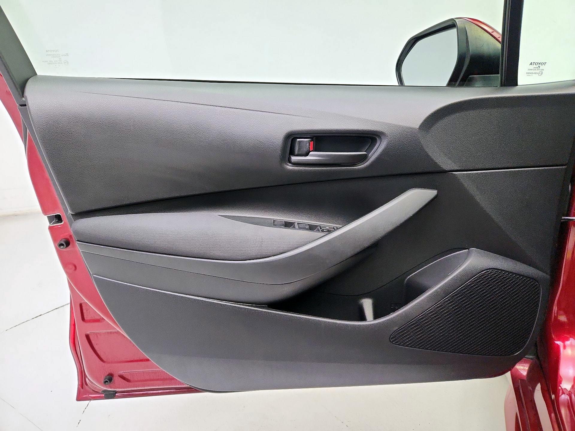 Thumbnail: 2022 Toyota Corolla - 12