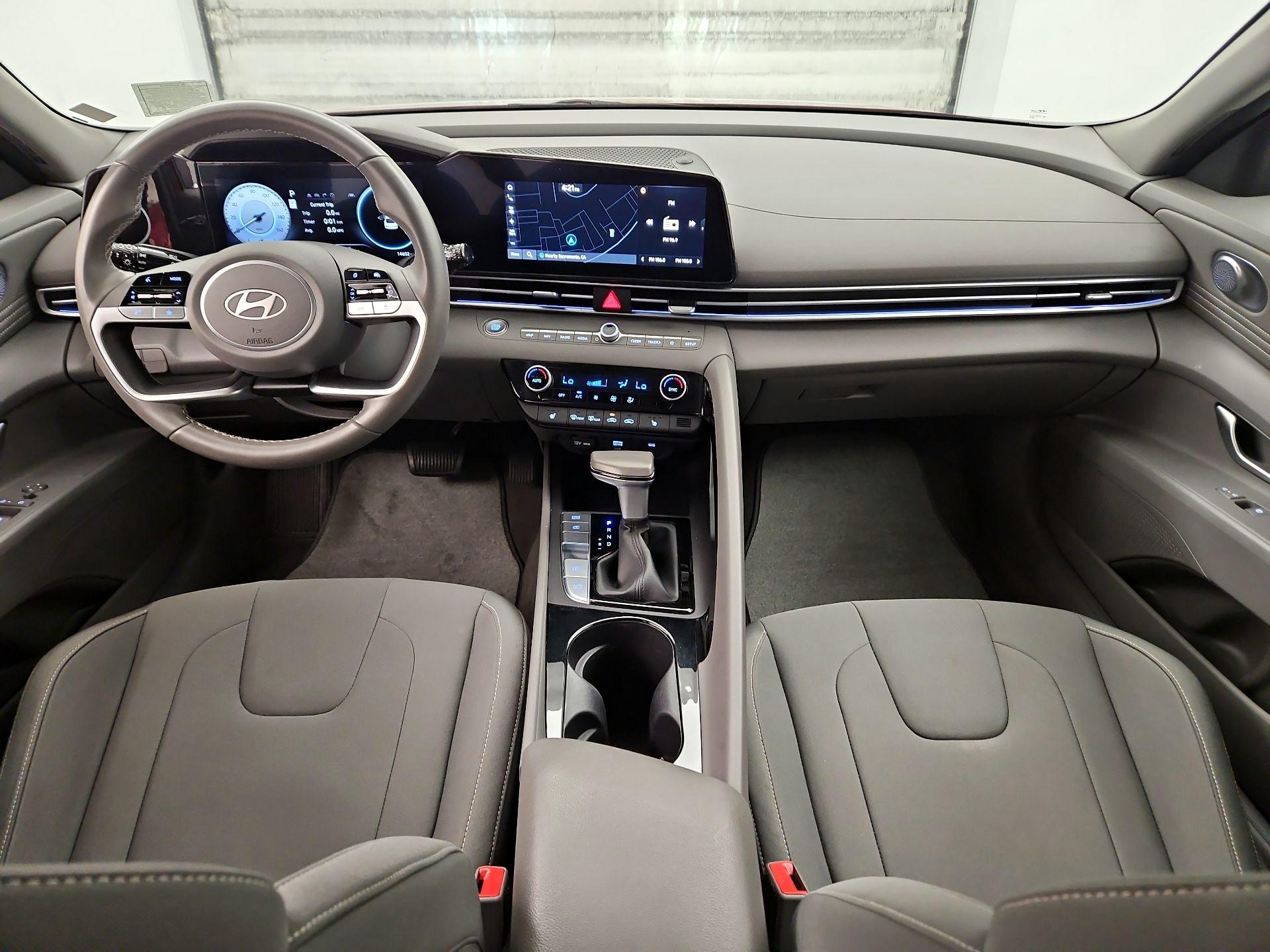 Thumbnail: 2025 Hyundai Elantra - 9