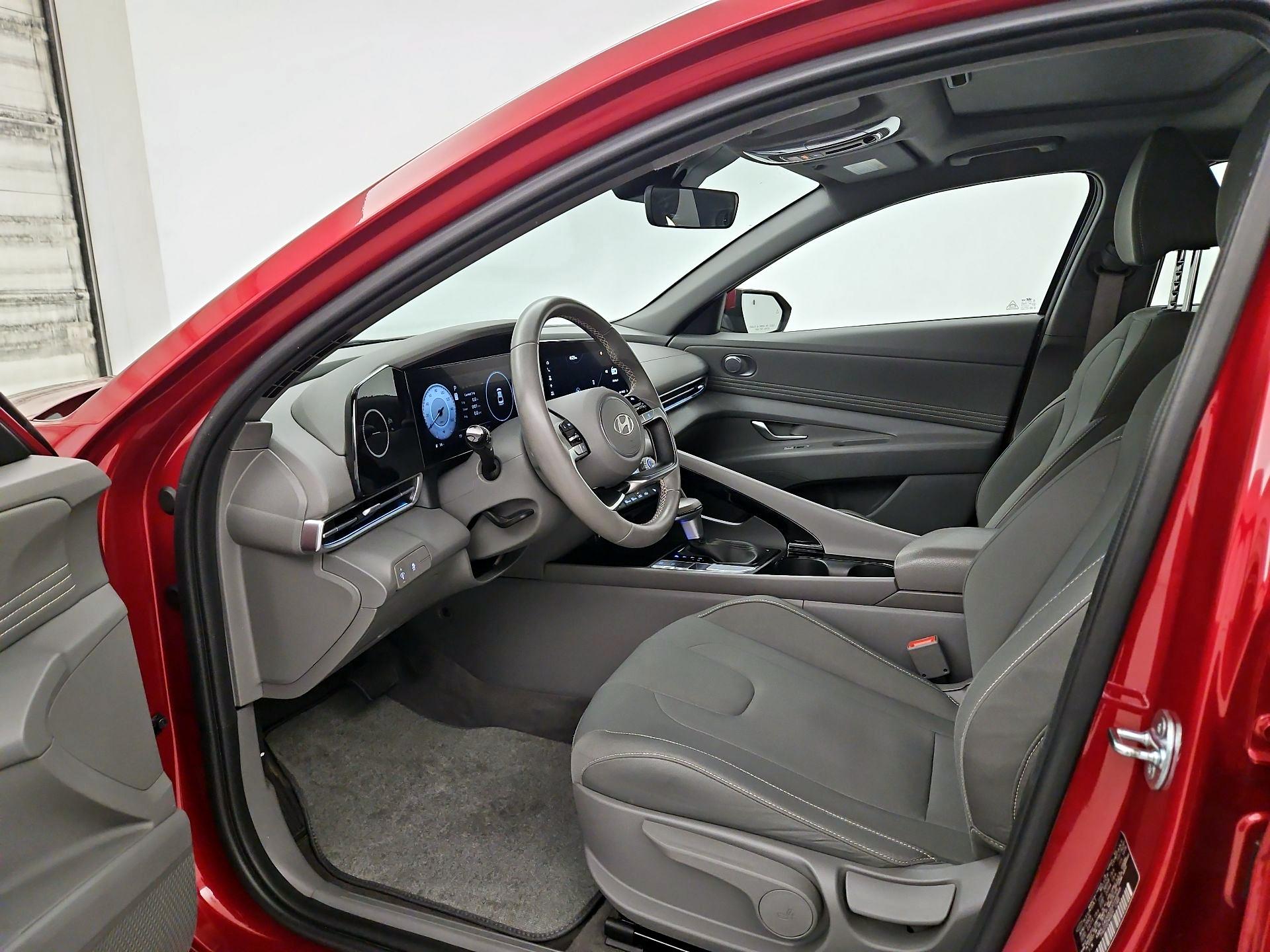 Thumbnail: 2025 Hyundai Elantra - 11