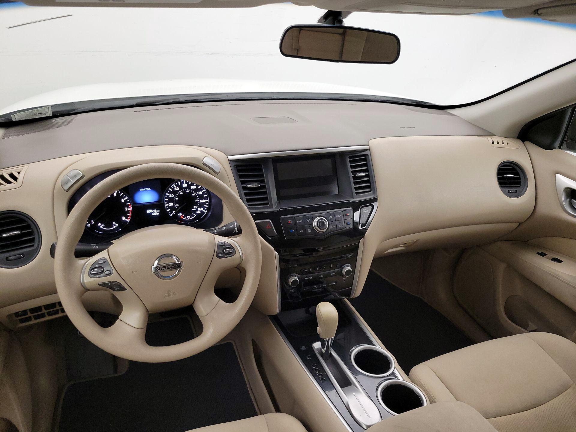 Thumbnail: 2014 Nissan Pathfinder - 9