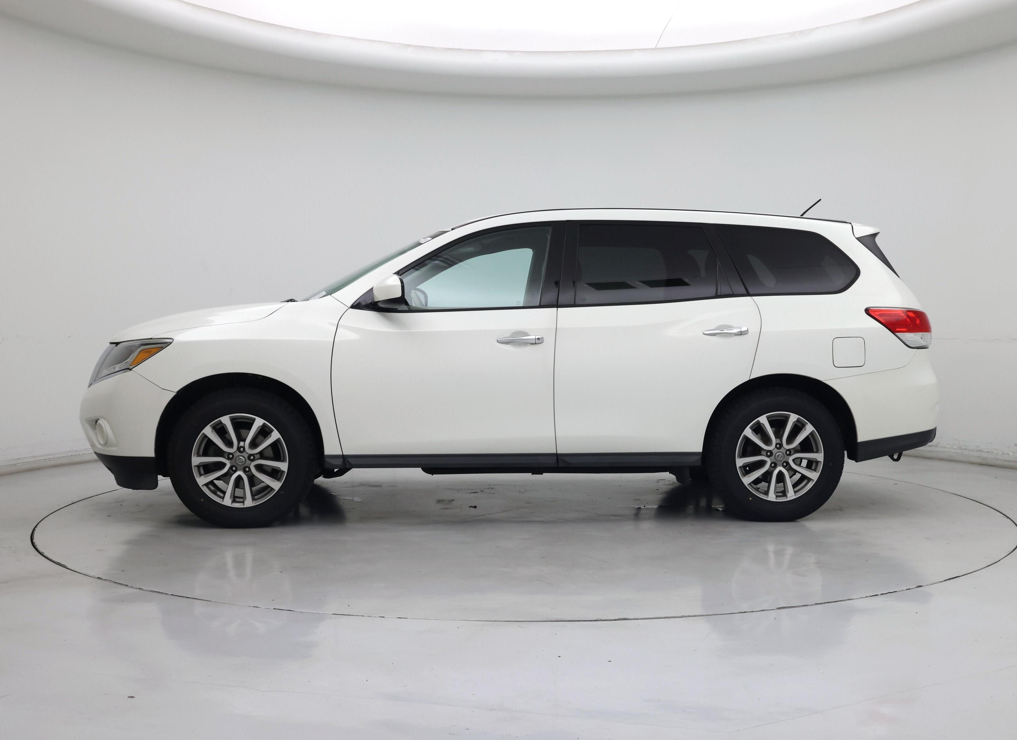 Thumbnail: 2014 Nissan Pathfinder - 3