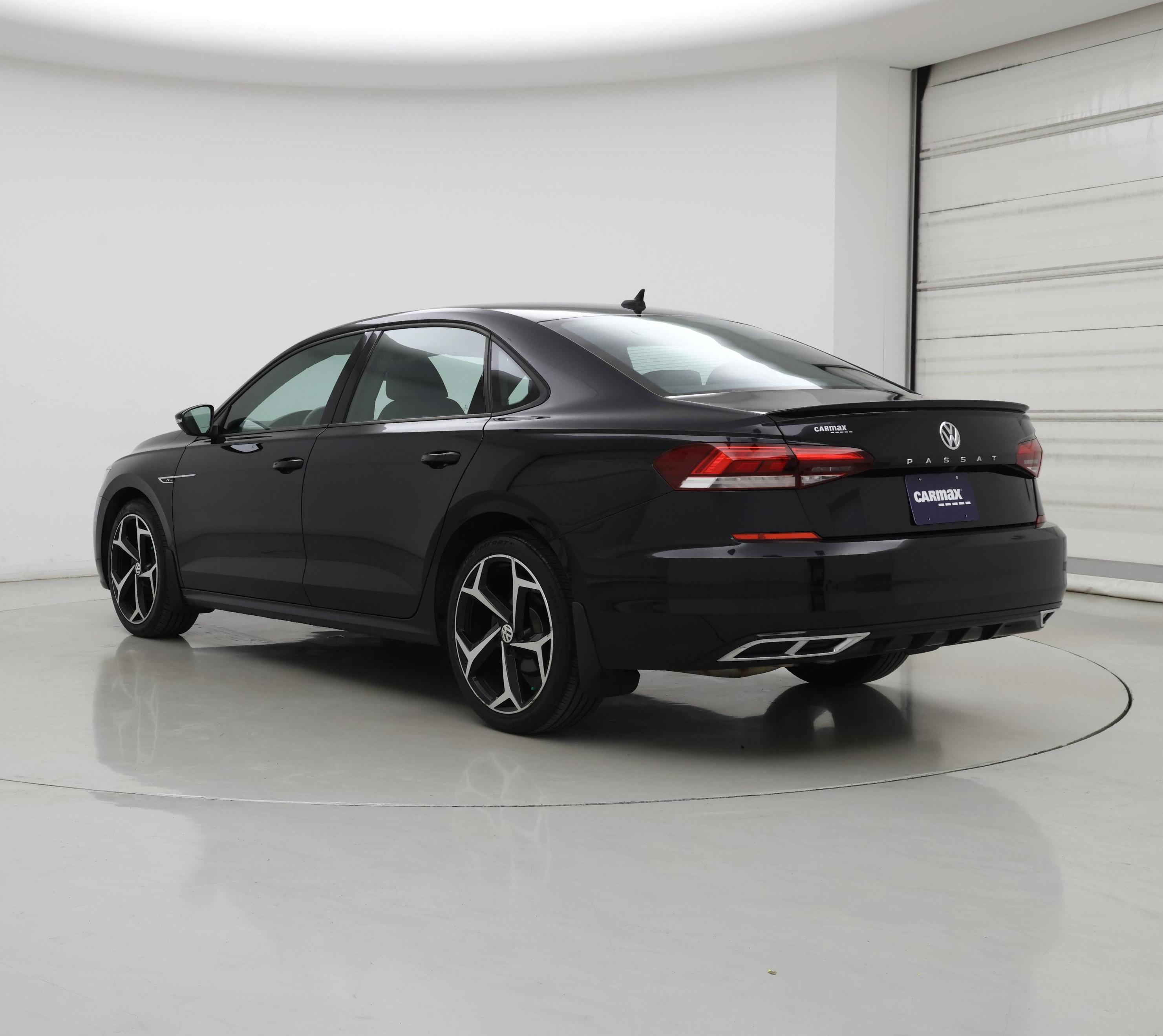 Thumbnail: 2022 Volkswagen Passat - 2