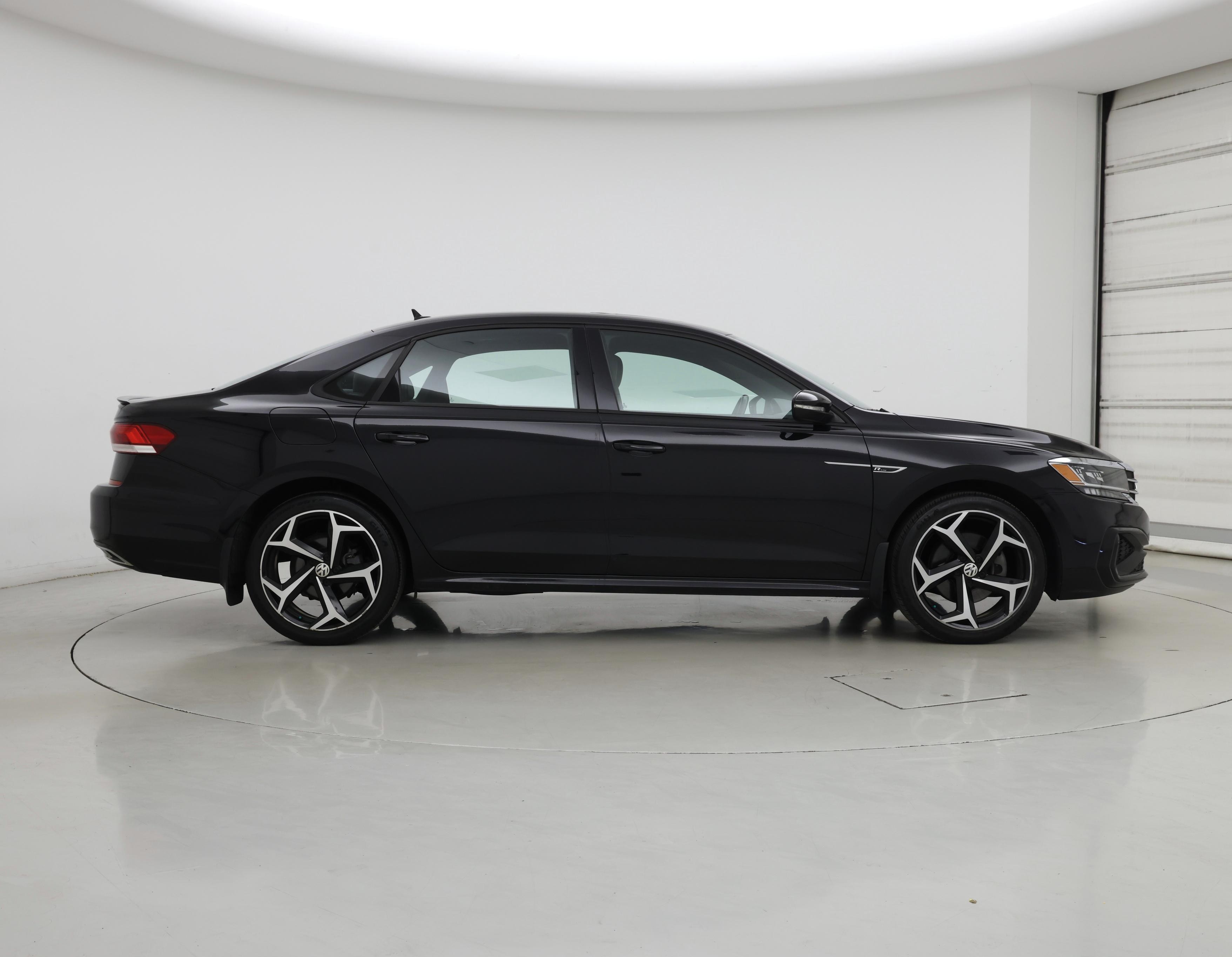 Thumbnail: 2022 Volkswagen Passat - 7