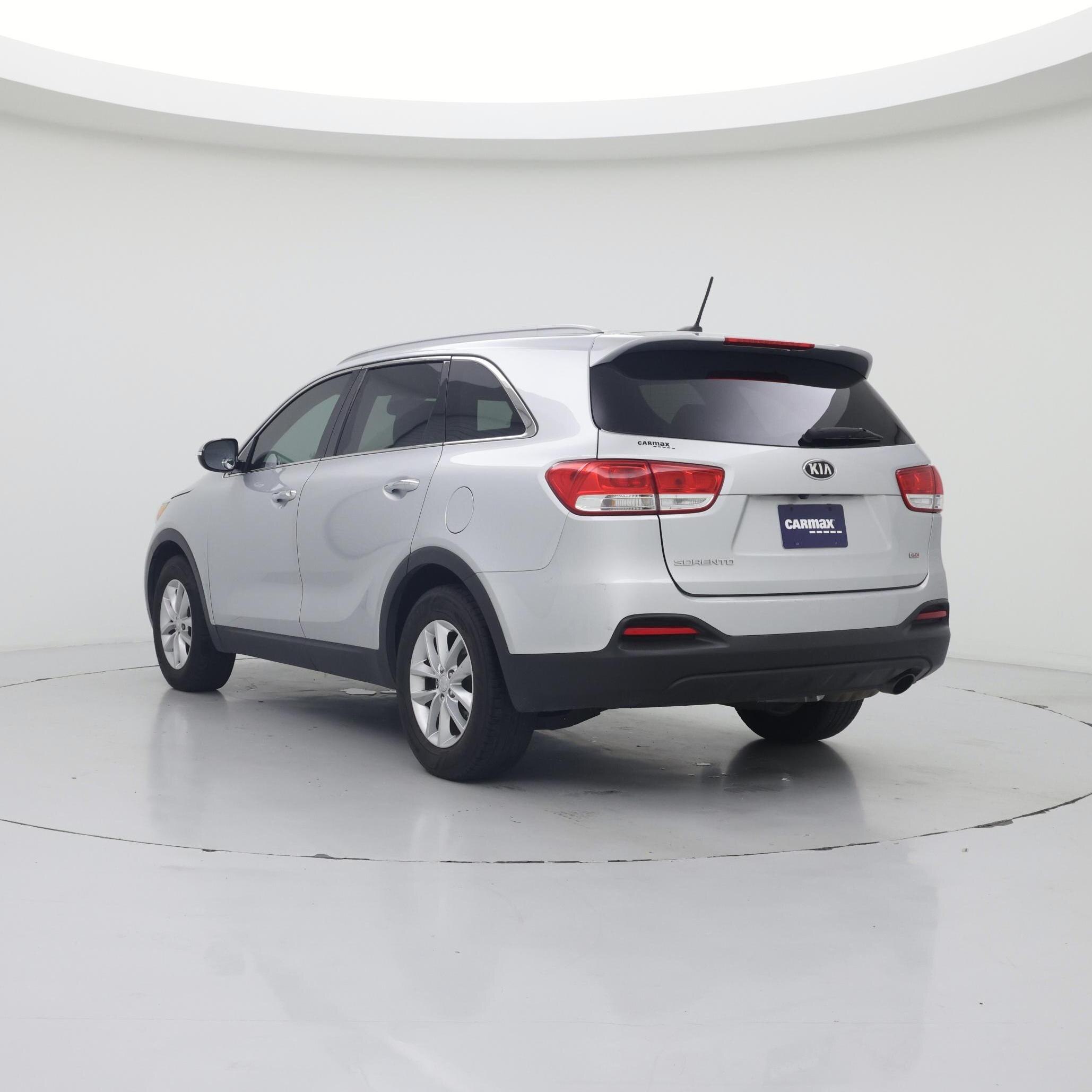Thumbnail: 2017 Kia Sorento - 2