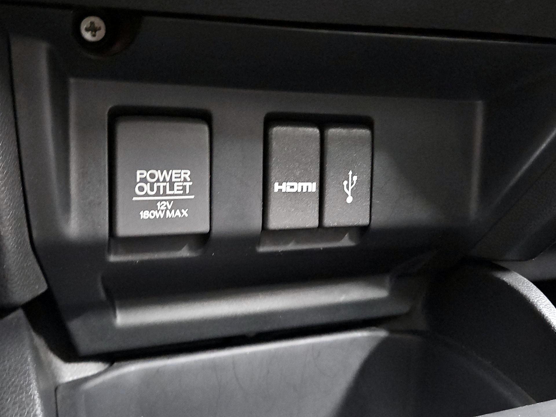 Thumbnail: 2015 Honda Fit - 18