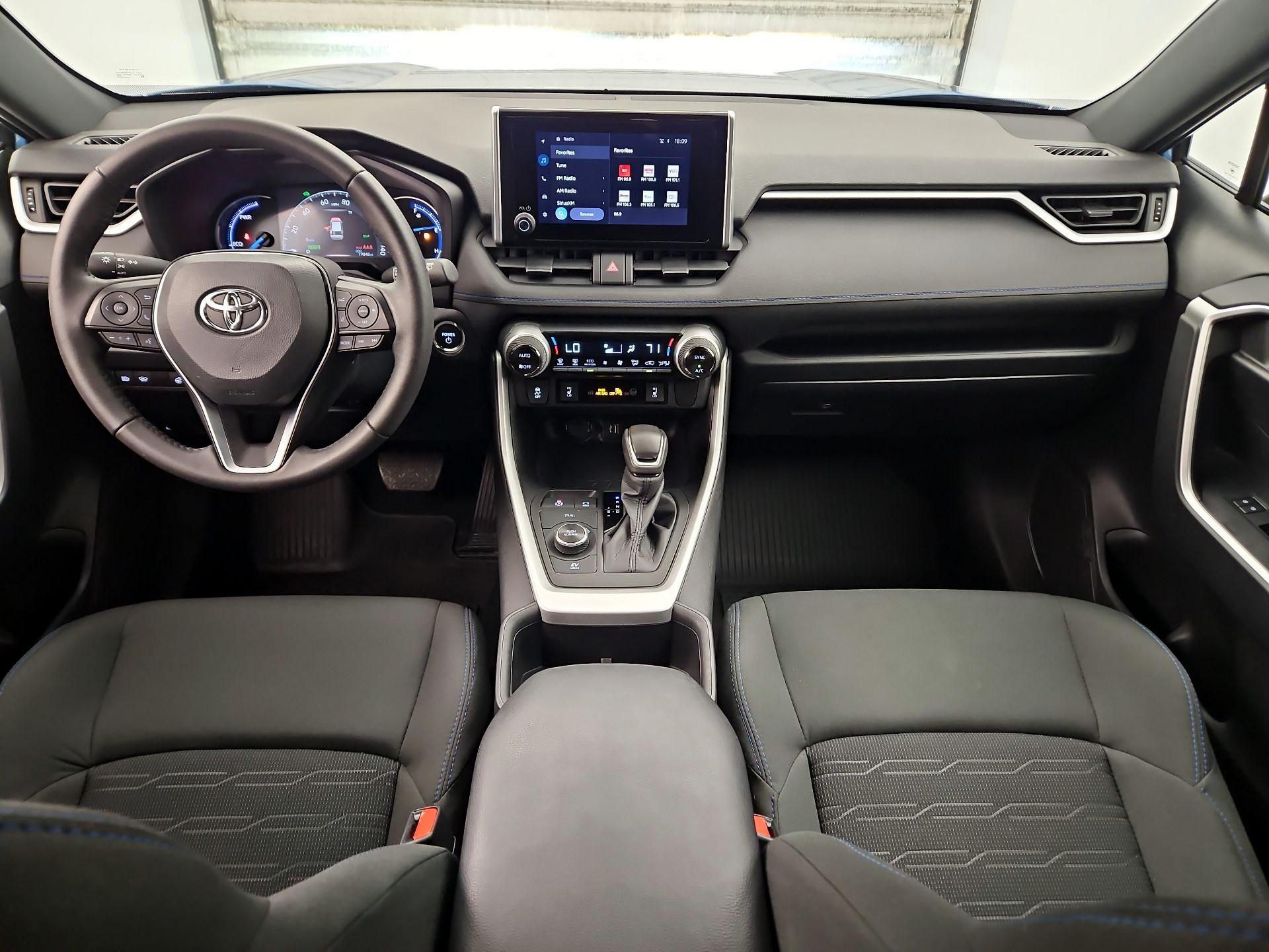 Thumbnail: 2024 Toyota RAV4 - 9