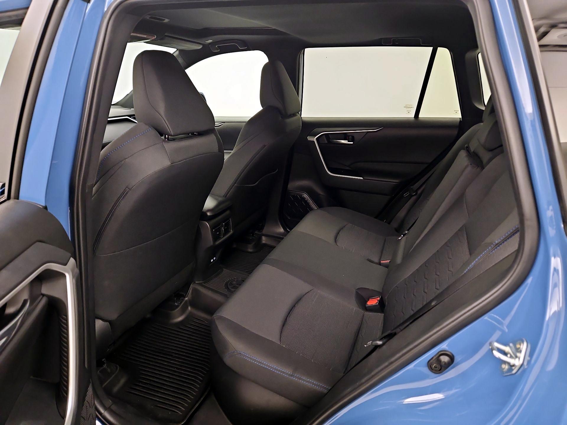 Thumbnail: 2024 Toyota RAV4 - 20