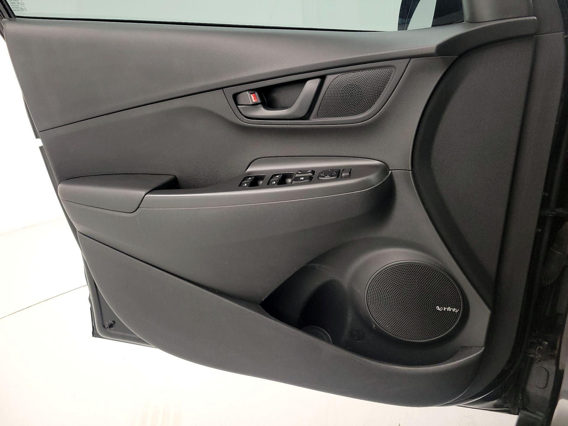 Thumbnail: 2019 Hyundai Kona - 12