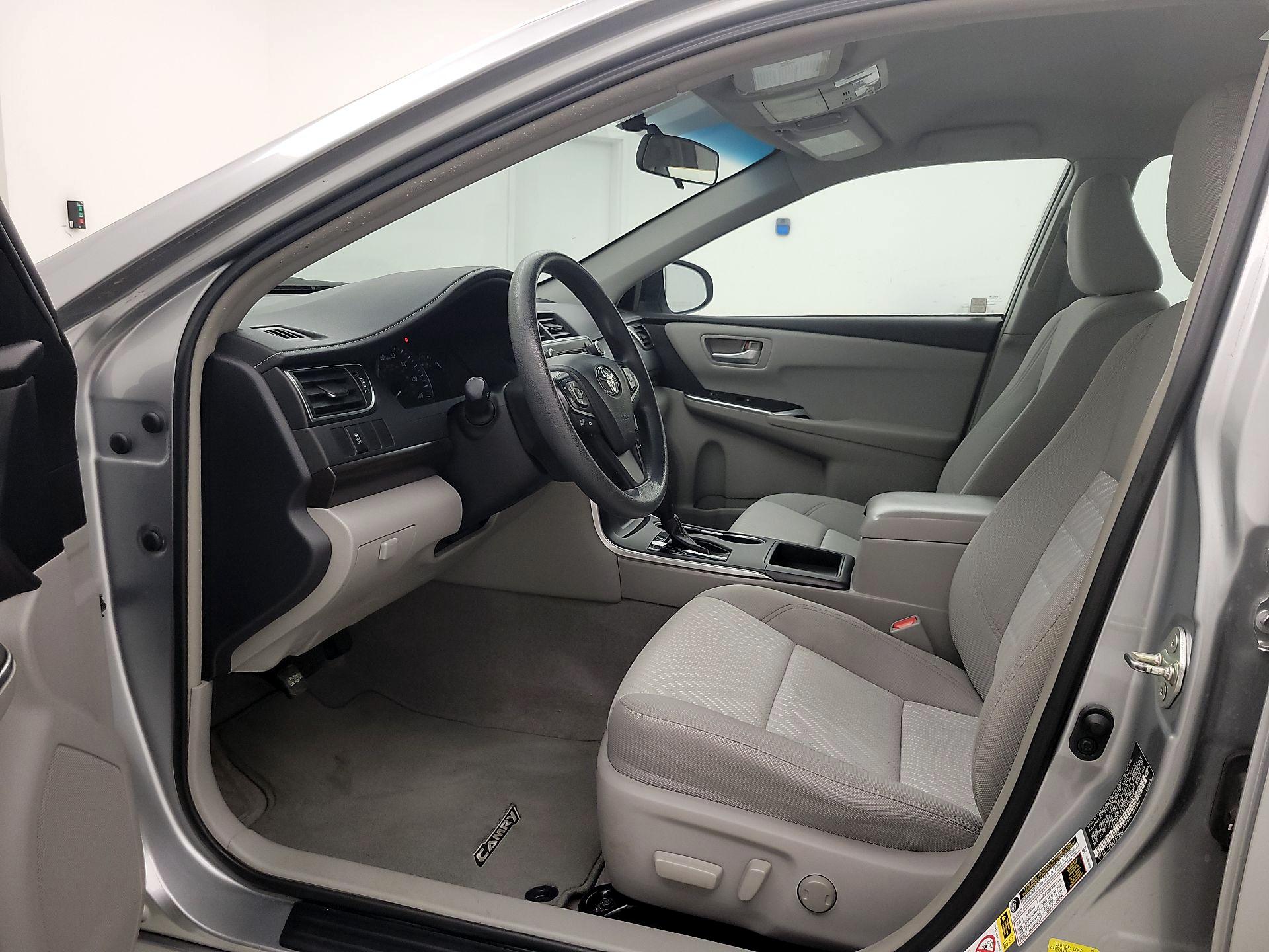 Thumbnail: 2015 Toyota Camry - 11
