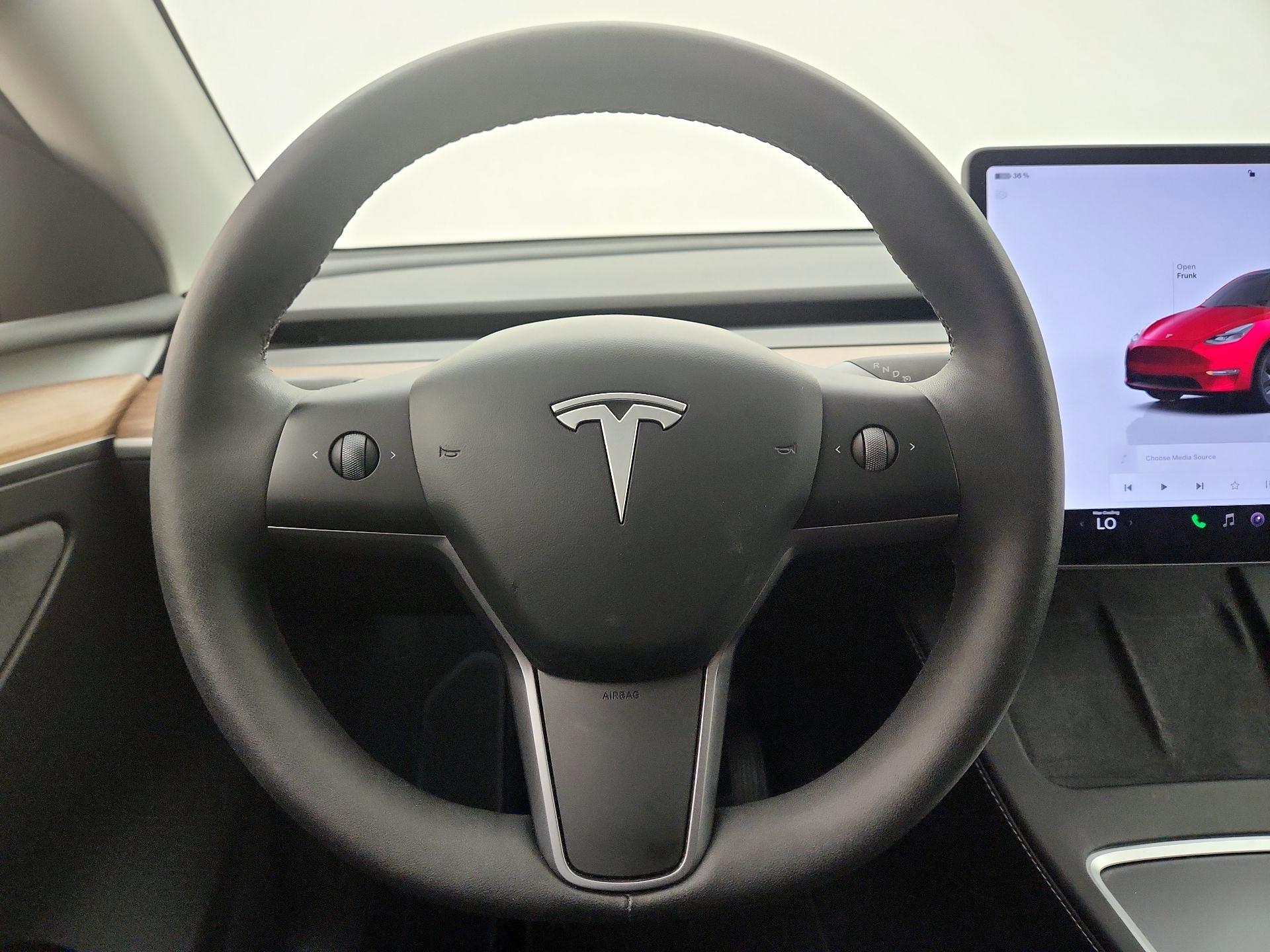 Thumbnail: 2024 Tesla Model Y - 10