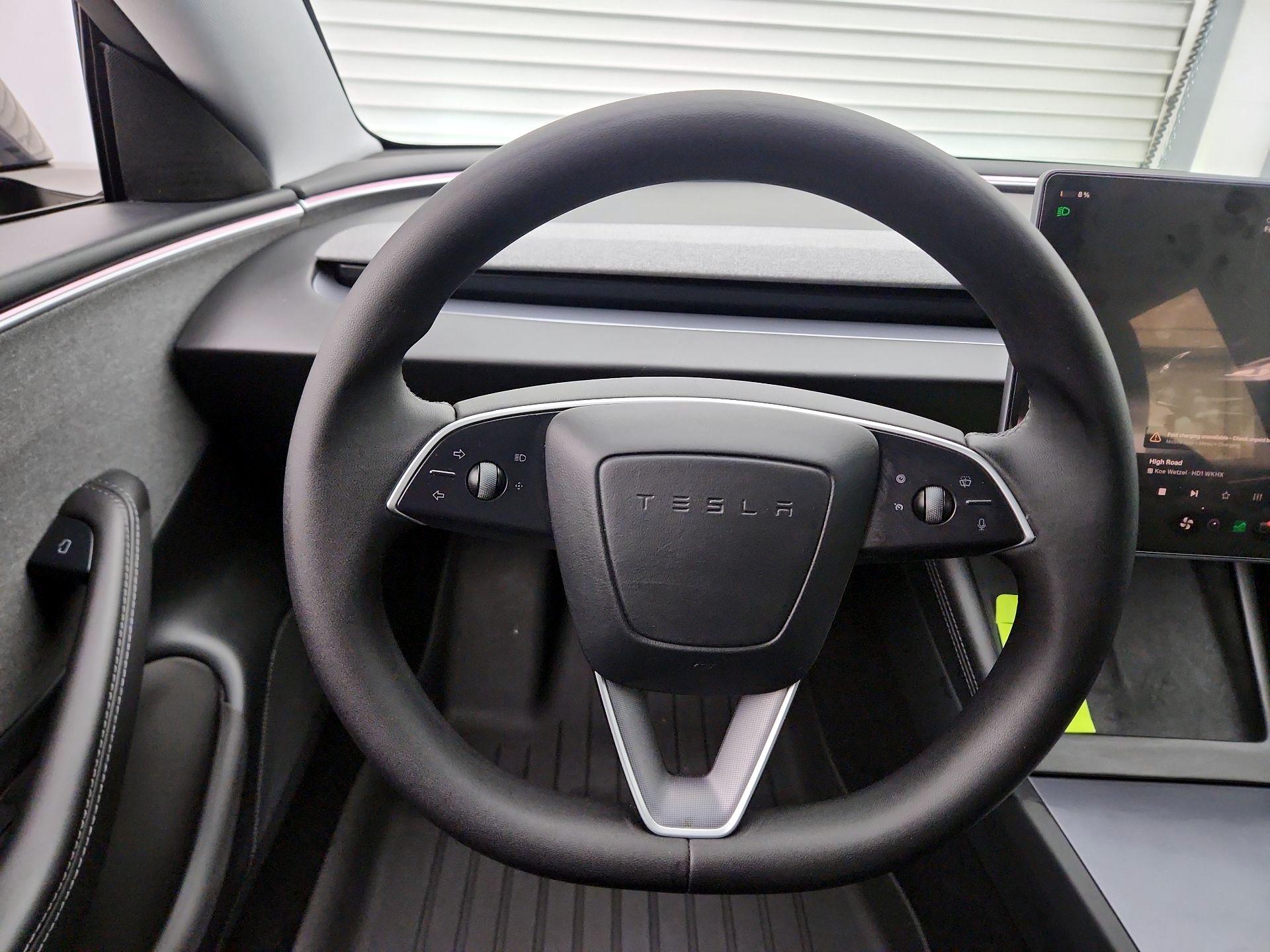 Thumbnail: 2025 Tesla Model 3 - 10