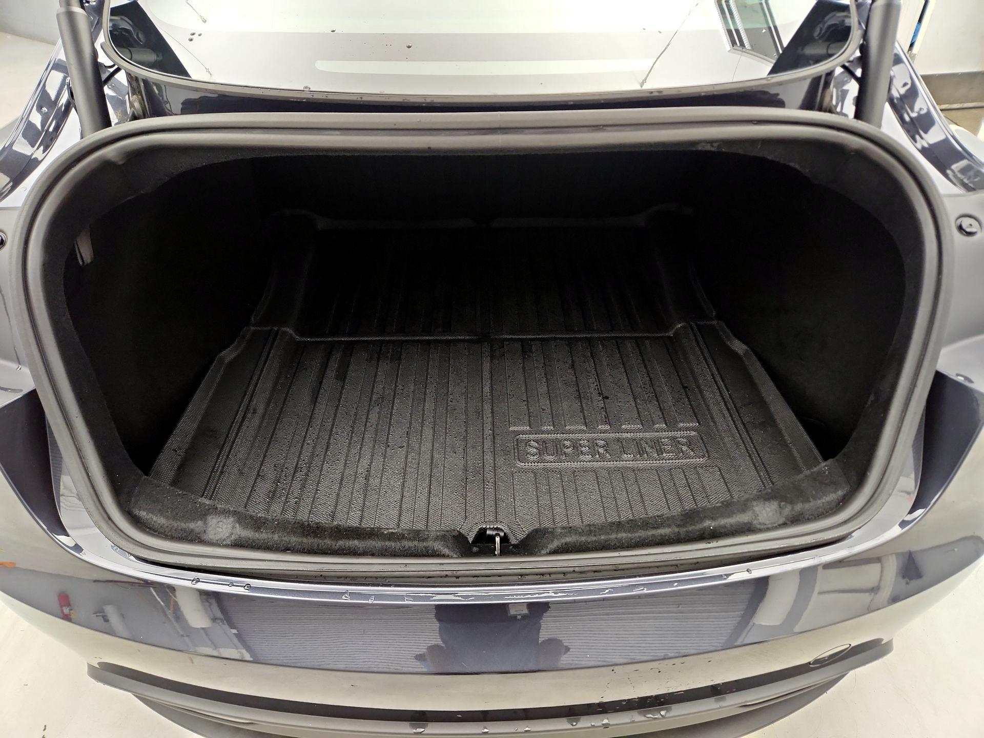 Thumbnail: 2025 Tesla Model 3 - 19