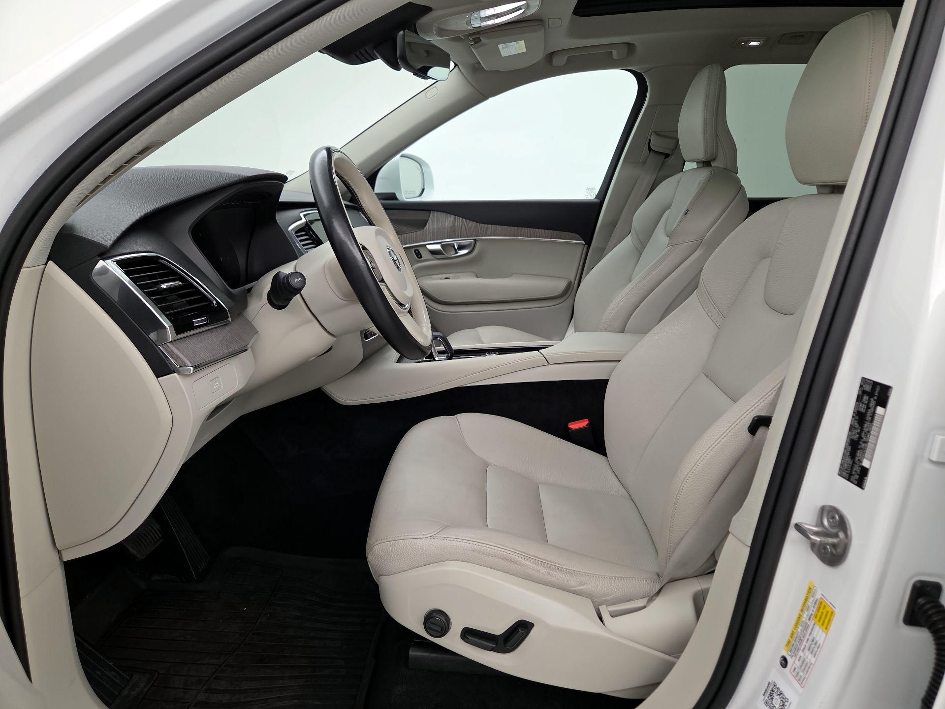 Thumbnail: 2023 Volvo XC90 - 11