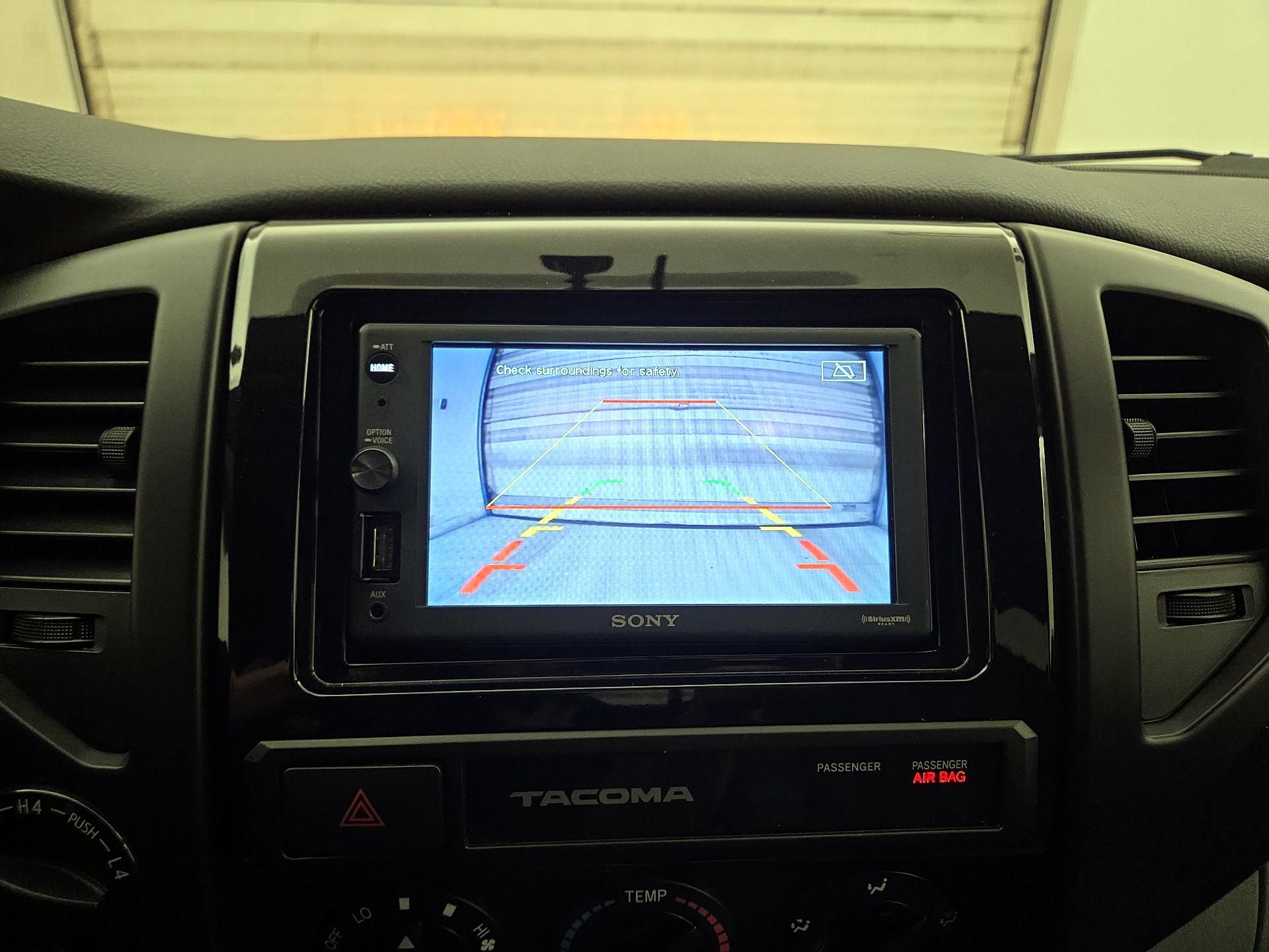 Thumbnail: 2015 Toyota Tacoma - 14