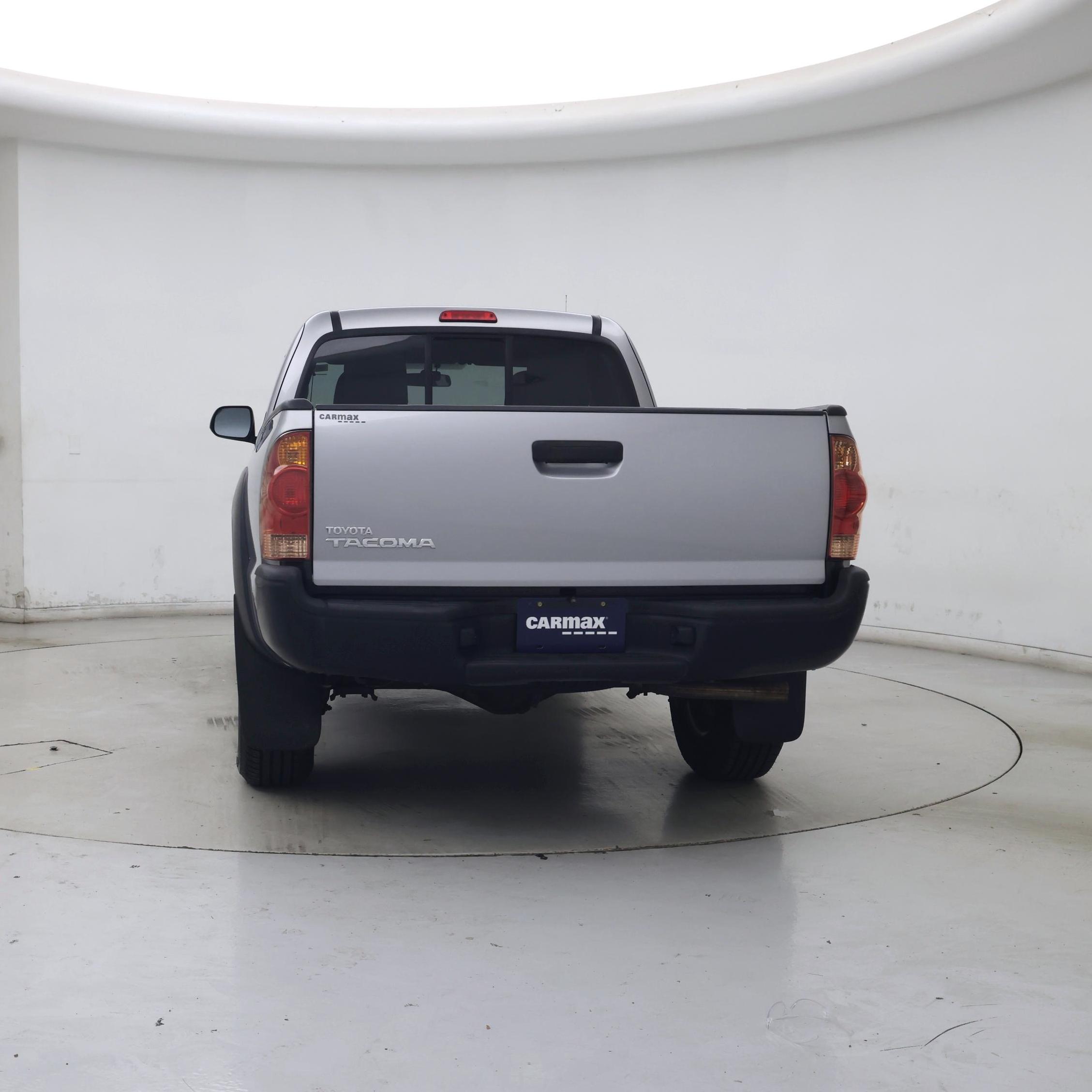 Thumbnail: 2015 Toyota Tacoma - 6