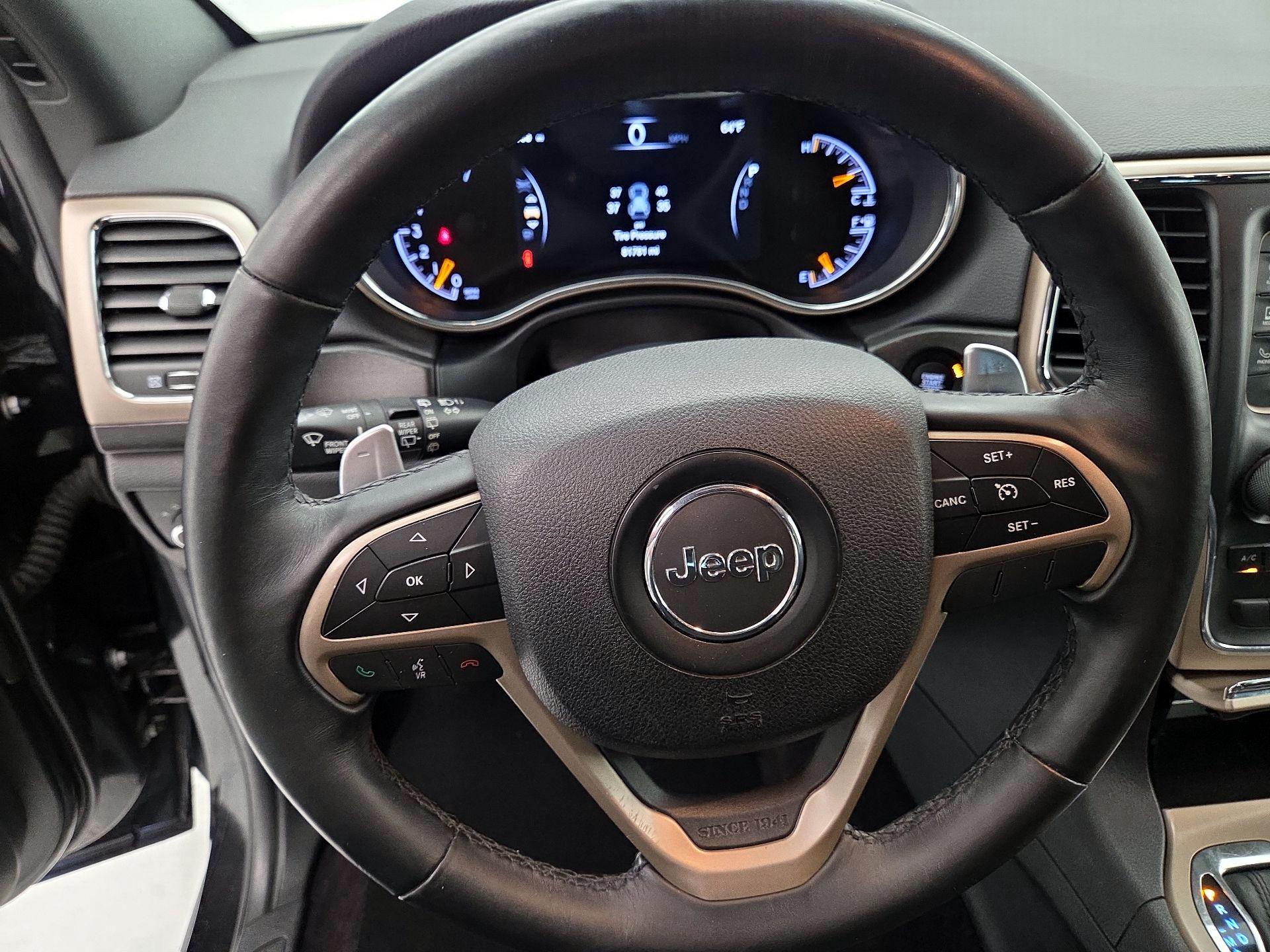 Thumbnail: 2017 Jeep Grand Cherokee - 10