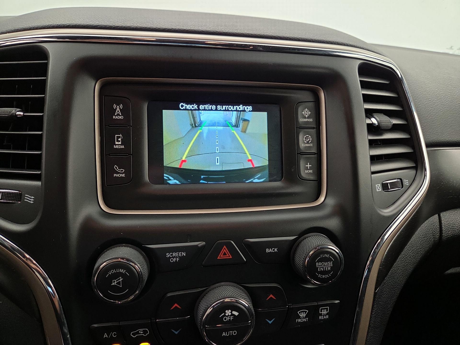 Thumbnail: 2017 Jeep Grand Cherokee - 14