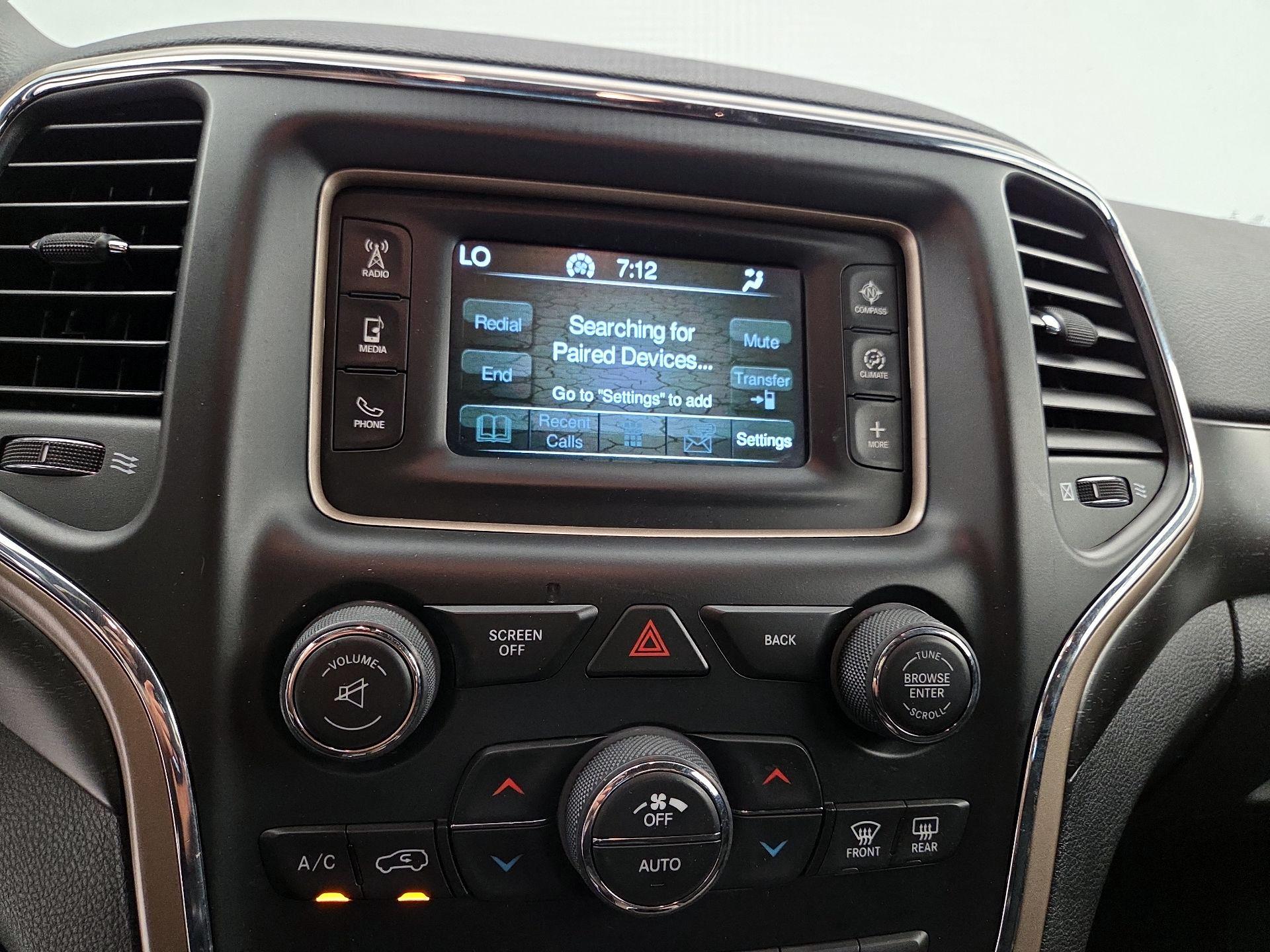 Thumbnail: 2017 Jeep Grand Cherokee - 15