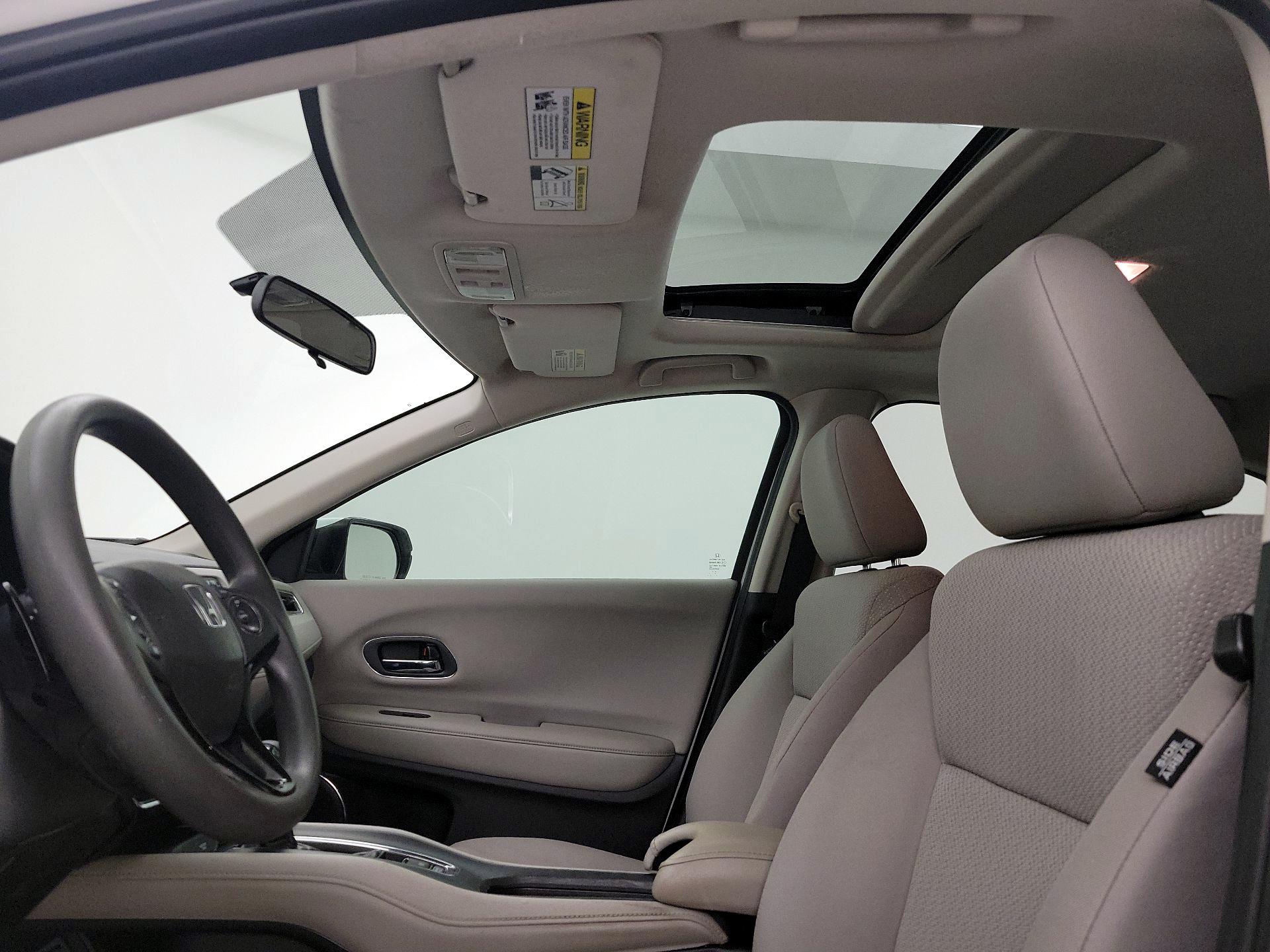 Thumbnail: 2017 Honda HR-V - 18