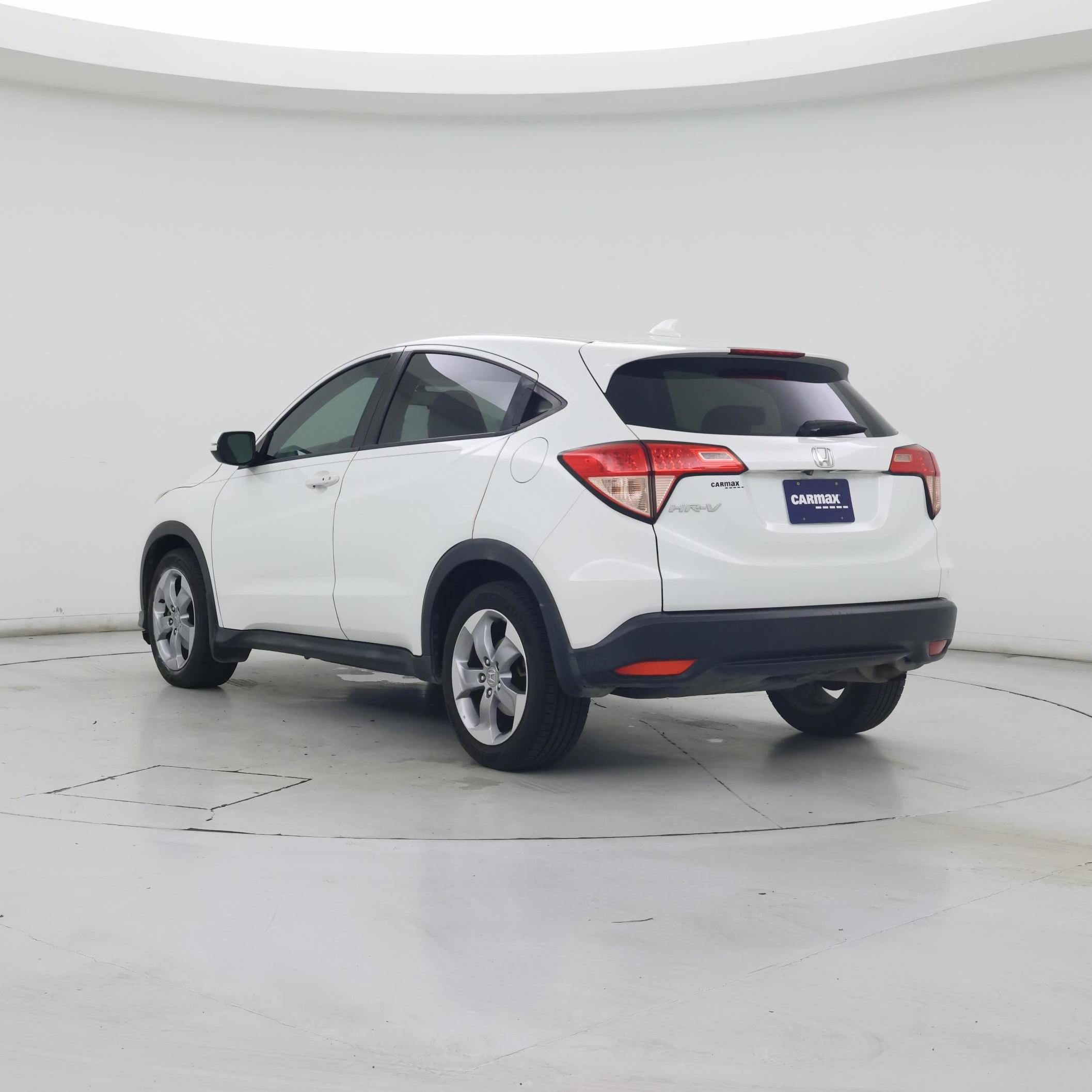 Thumbnail: 2017 Honda HR-V - 2