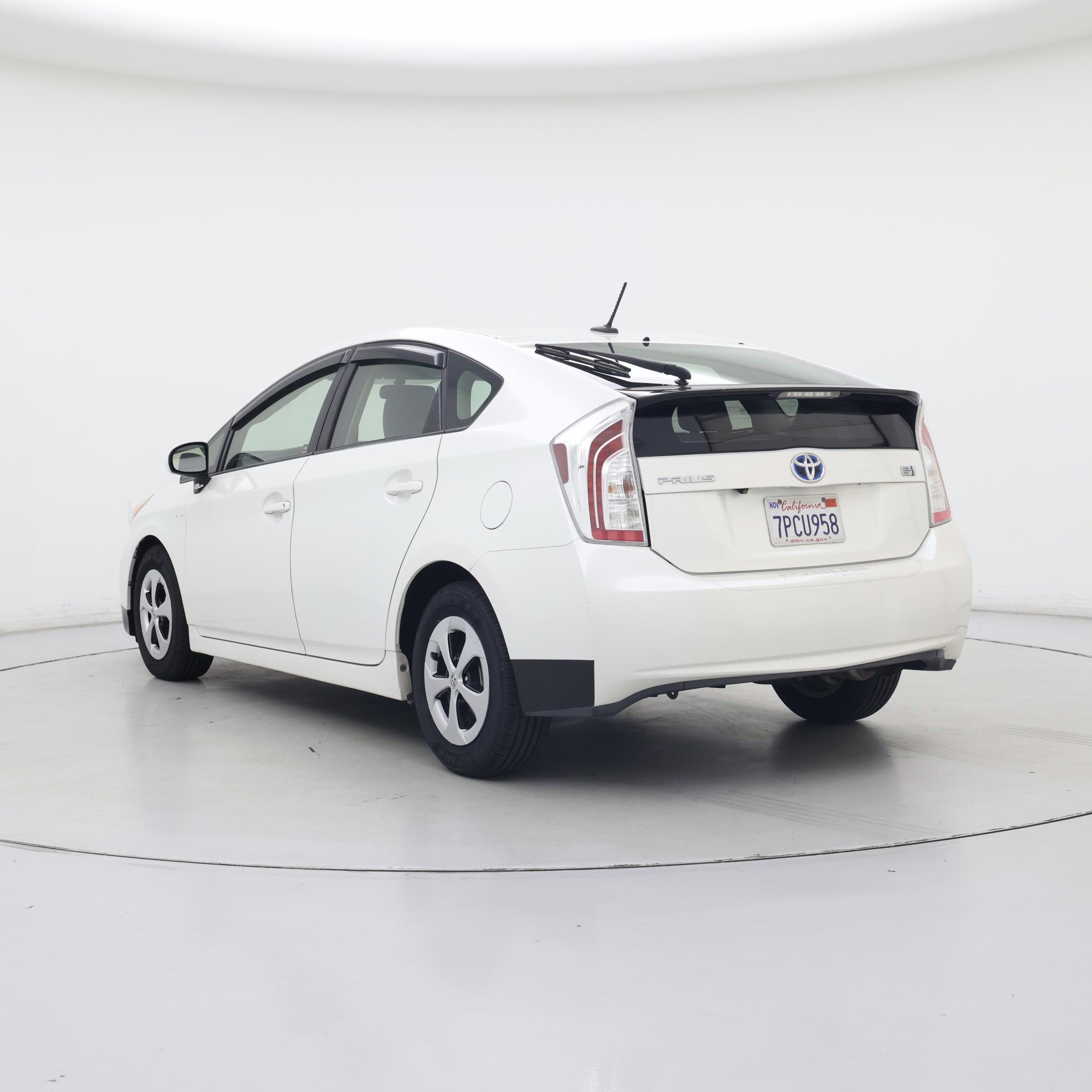 Thumbnail: 2015 Toyota Prius - 2