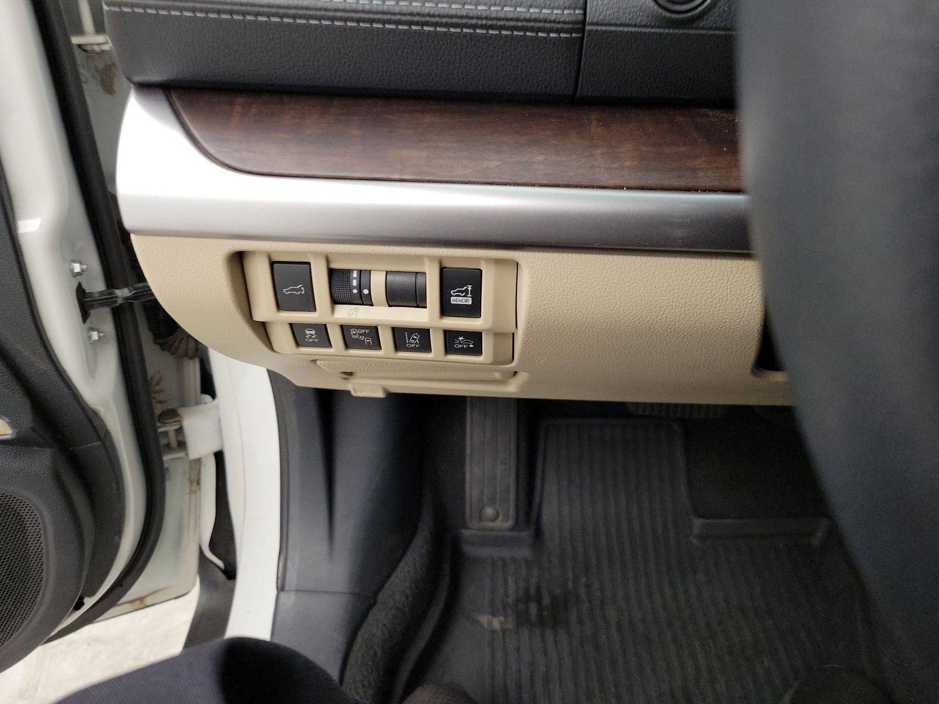 Thumbnail: 2019 Subaru Outback - 13