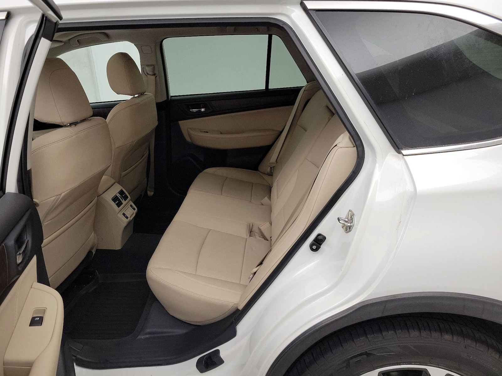 2019 Subaru Outback Limited - Photo 22