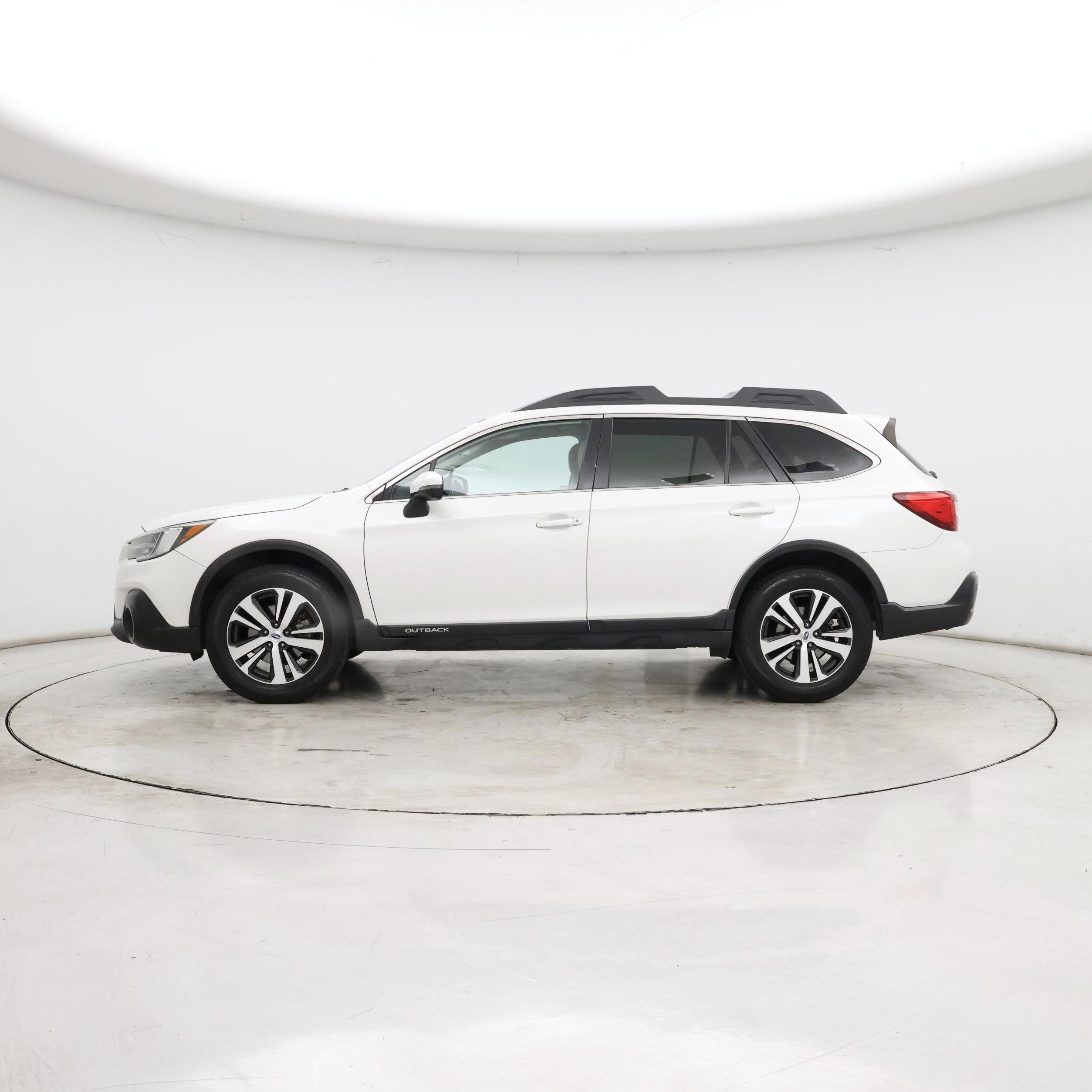 Thumbnail: 2019 Subaru Outback - 3