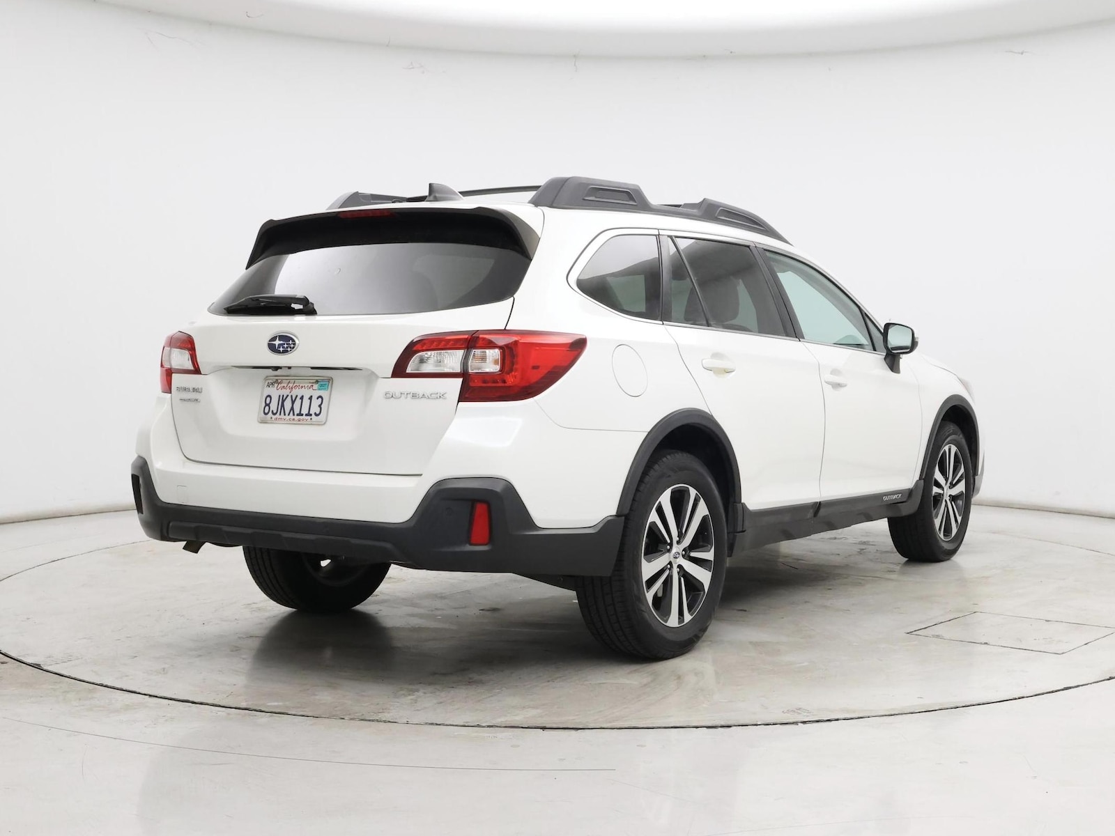2019 Subaru Outback Limited - Photo 9