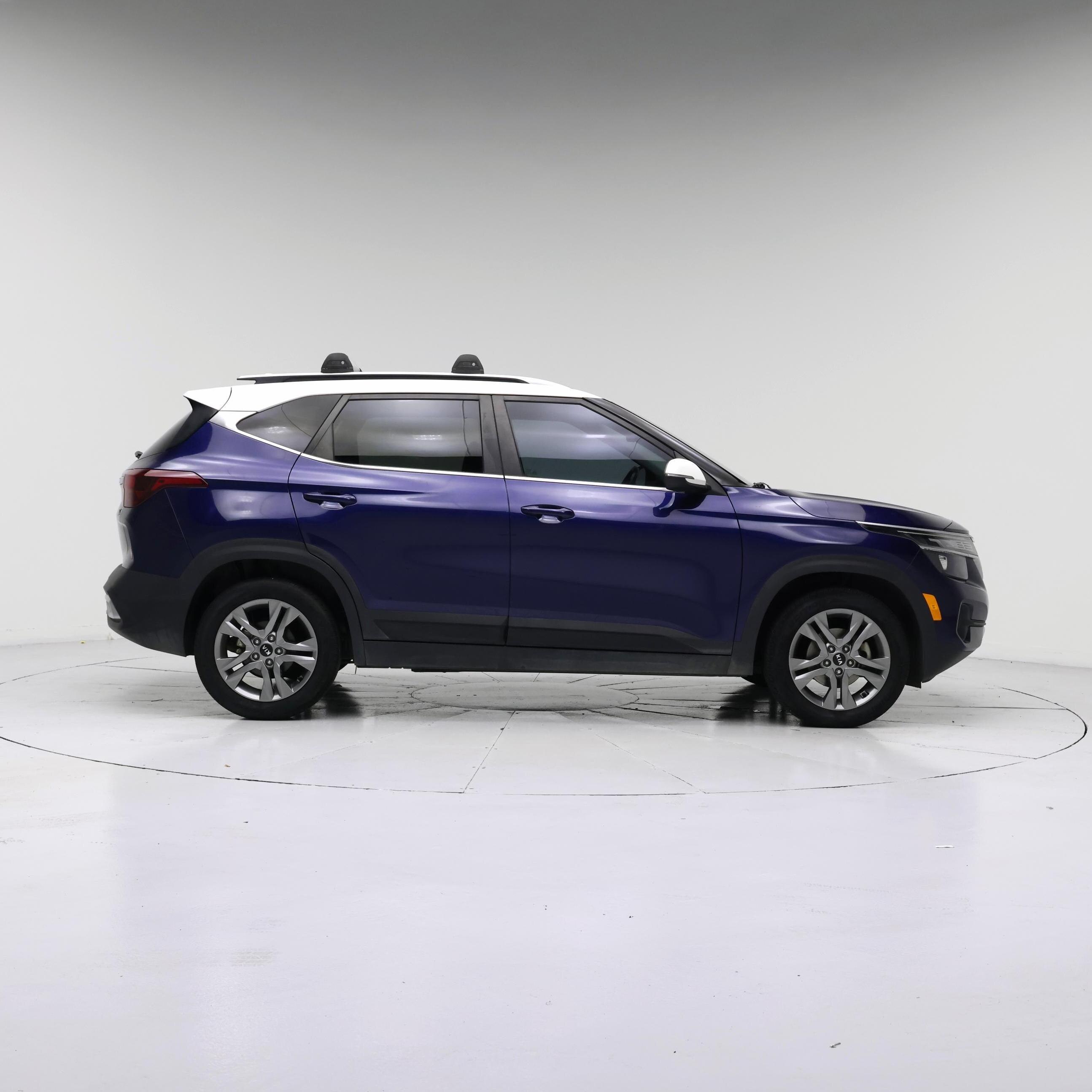 Thumbnail: 2021 Kia Seltos - 7