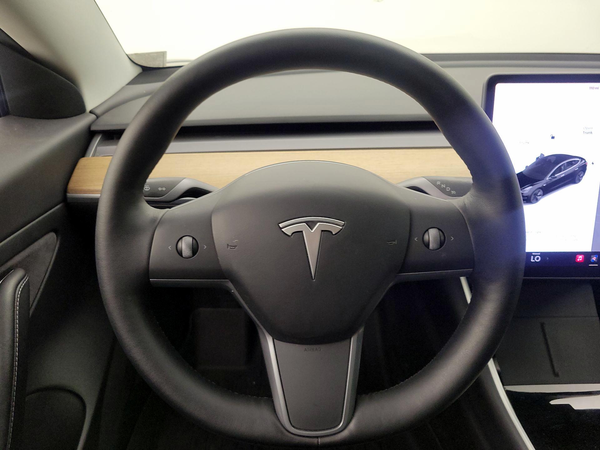 Thumbnail: 2020 Tesla Model 3 - 10