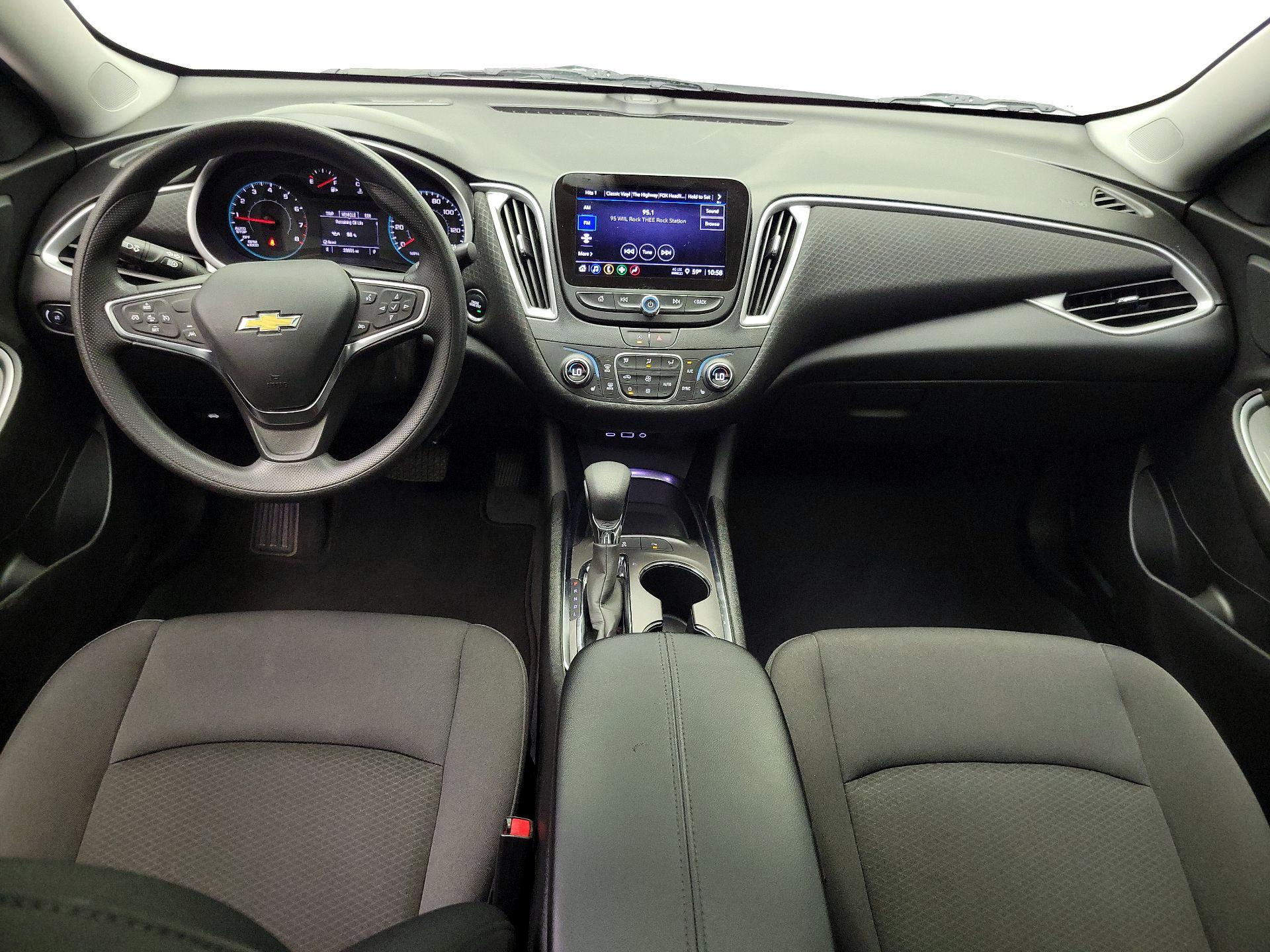 Thumbnail: 2024 Chevrolet Malibu - 9