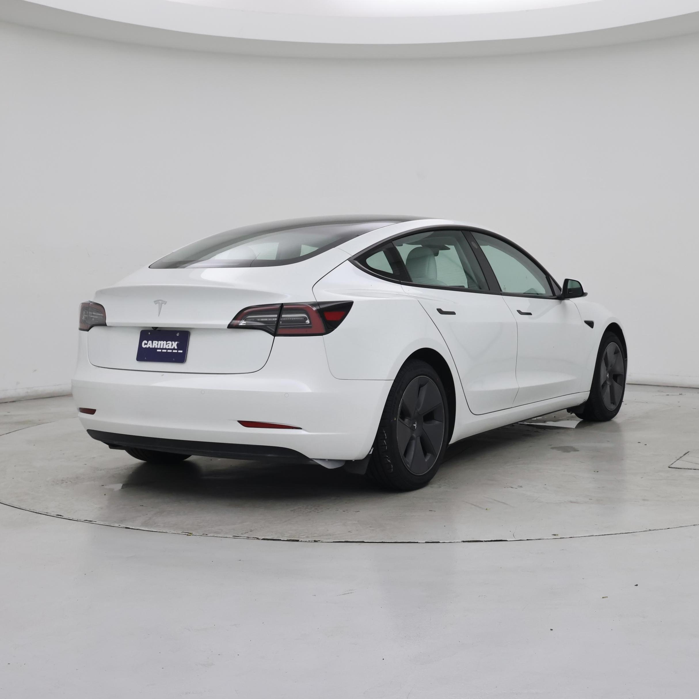 Thumbnail: 2021 Tesla Model 3 - 8