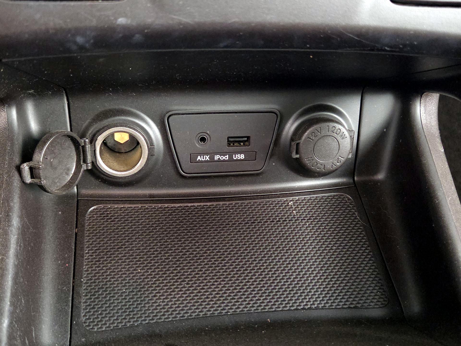 Thumbnail: 2014 Hyundai Tucson - 19
