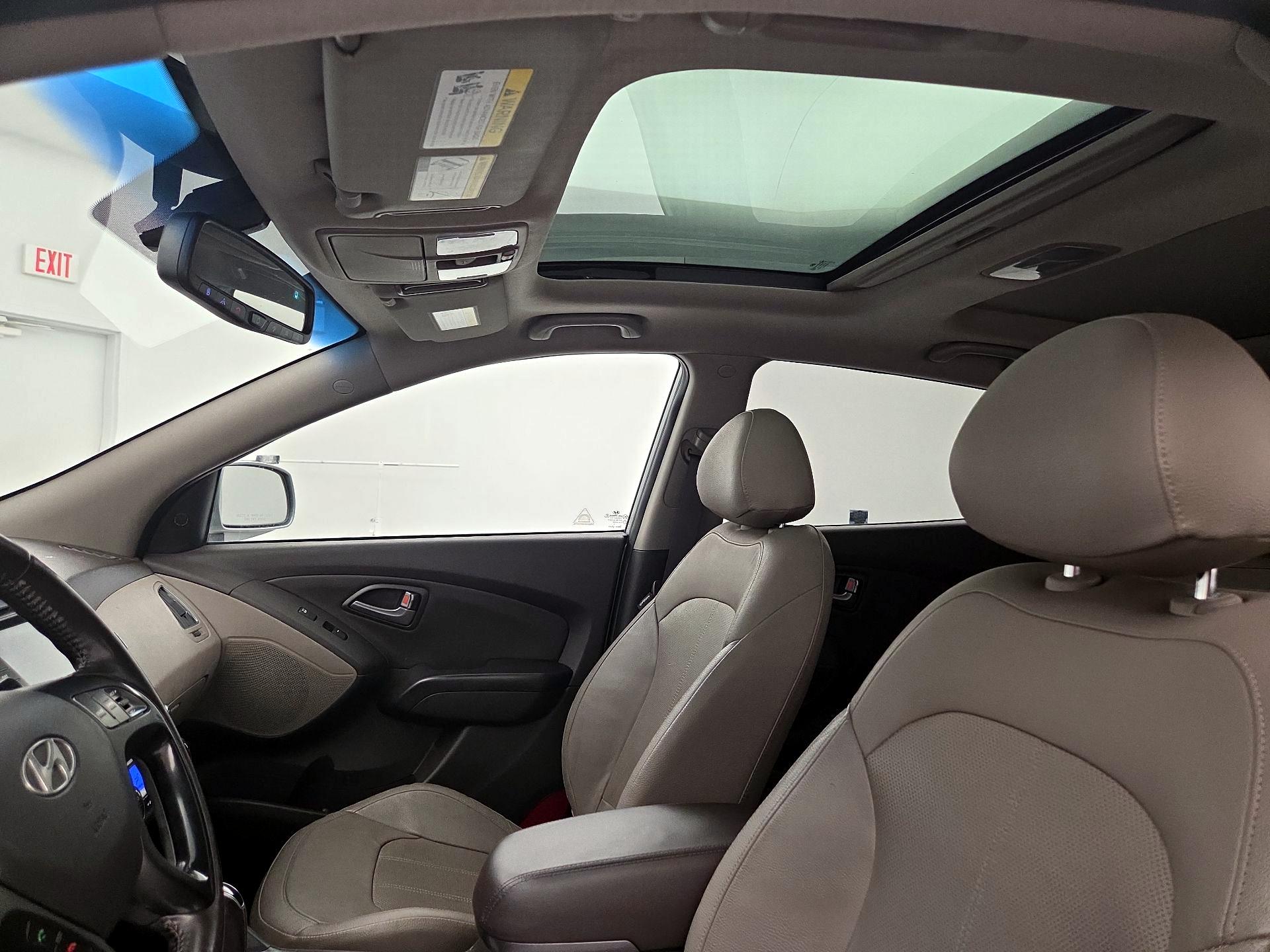 Thumbnail: 2014 Hyundai Tucson - 20