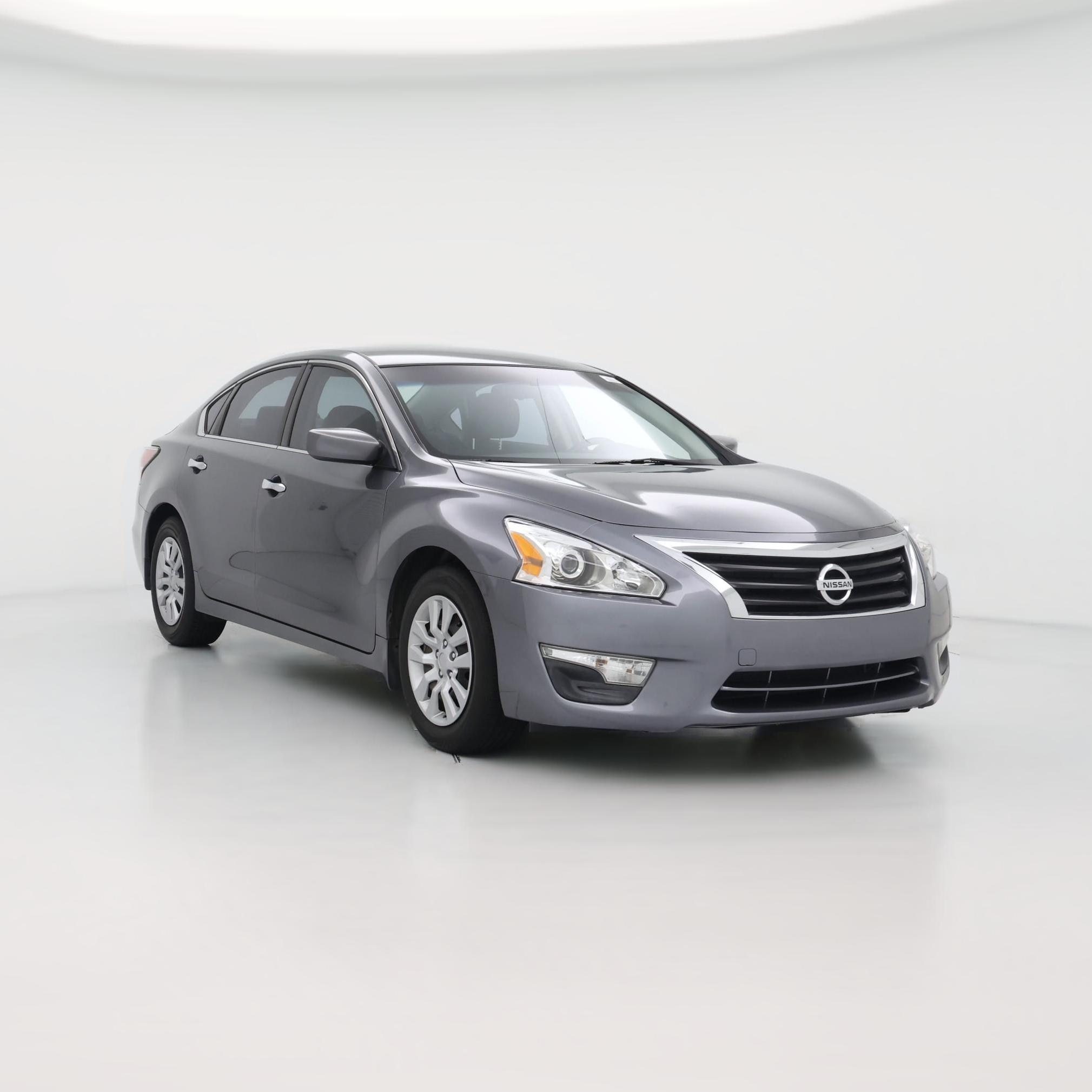 Thumbnail: 2015 Nissan Altima - 1