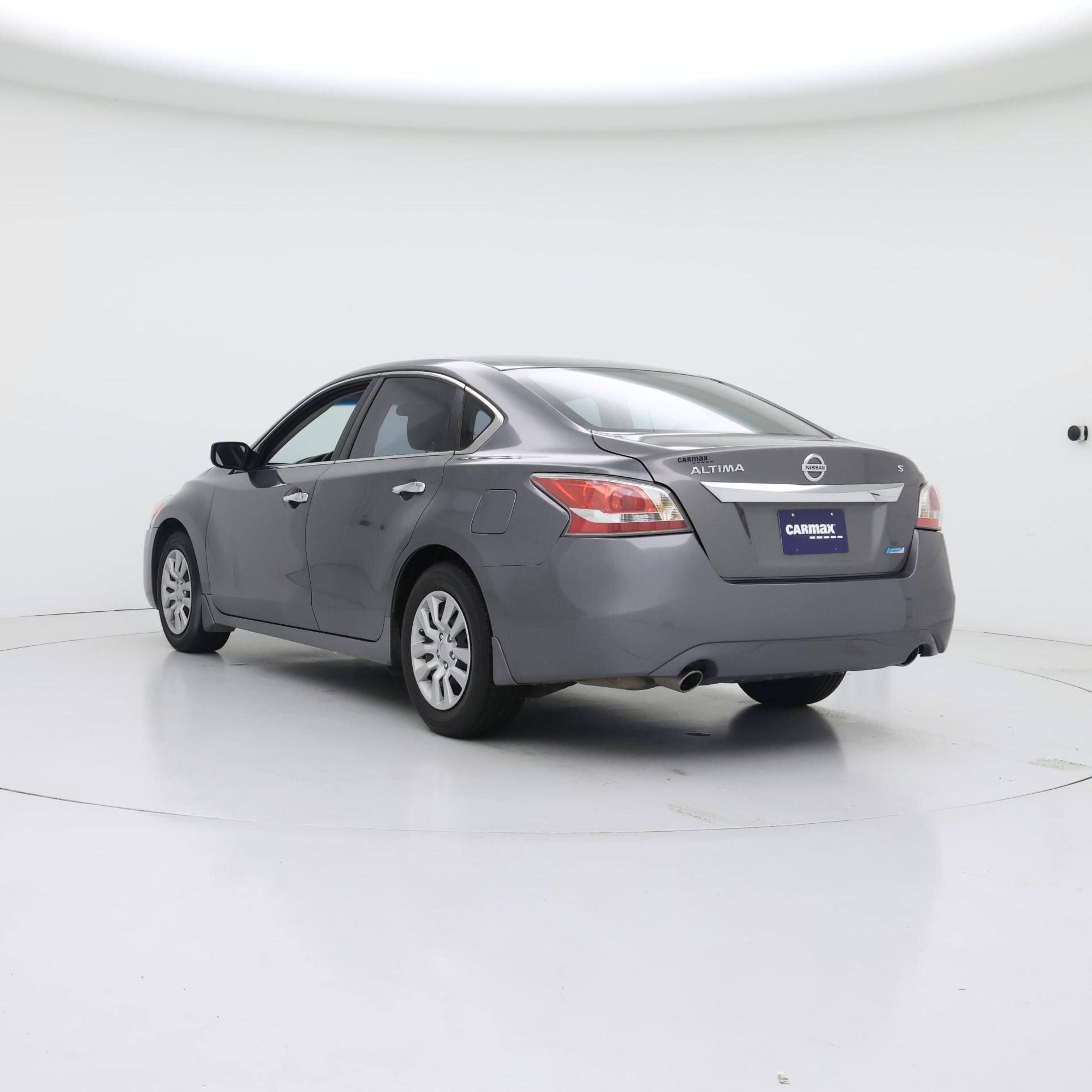 Thumbnail: 2015 Nissan Altima - 2