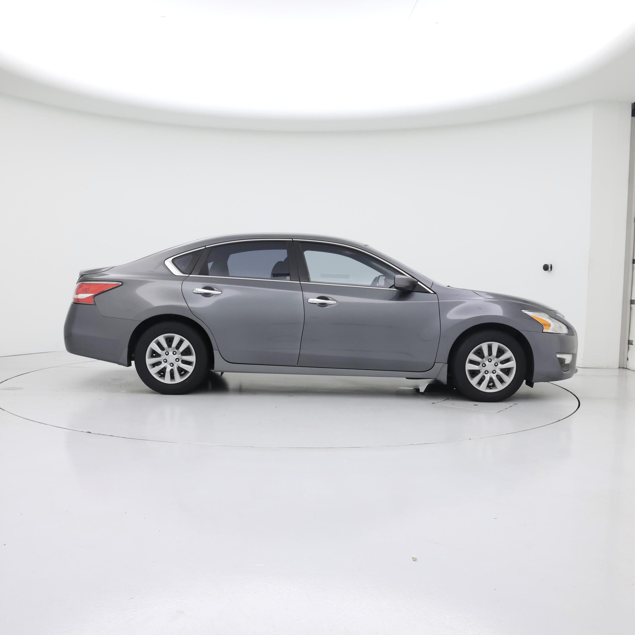 Thumbnail: 2015 Nissan Altima - 7