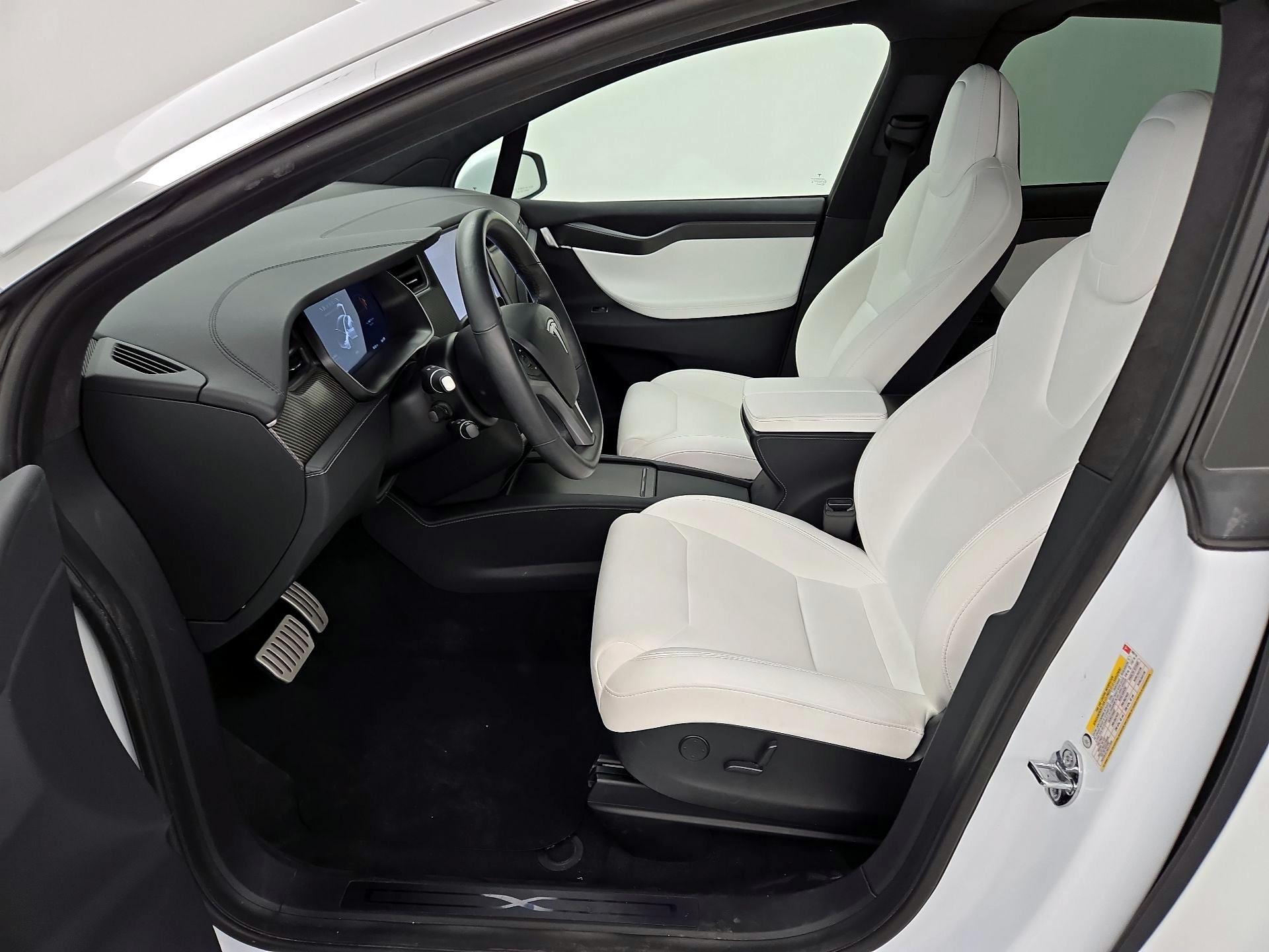 Thumbnail: 2019 Tesla Model X - 11