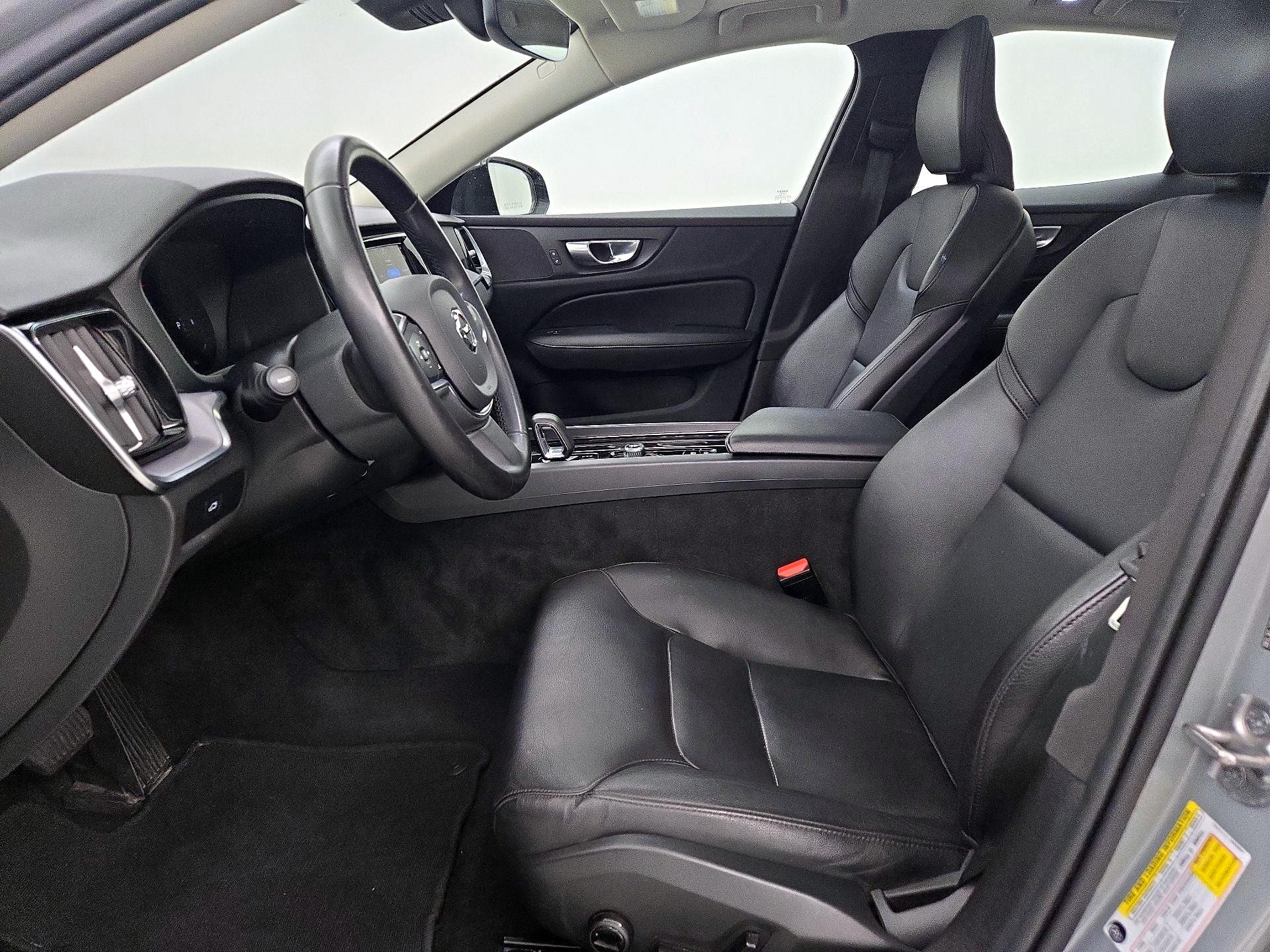 Thumbnail: 2024 Volvo S60 - 11