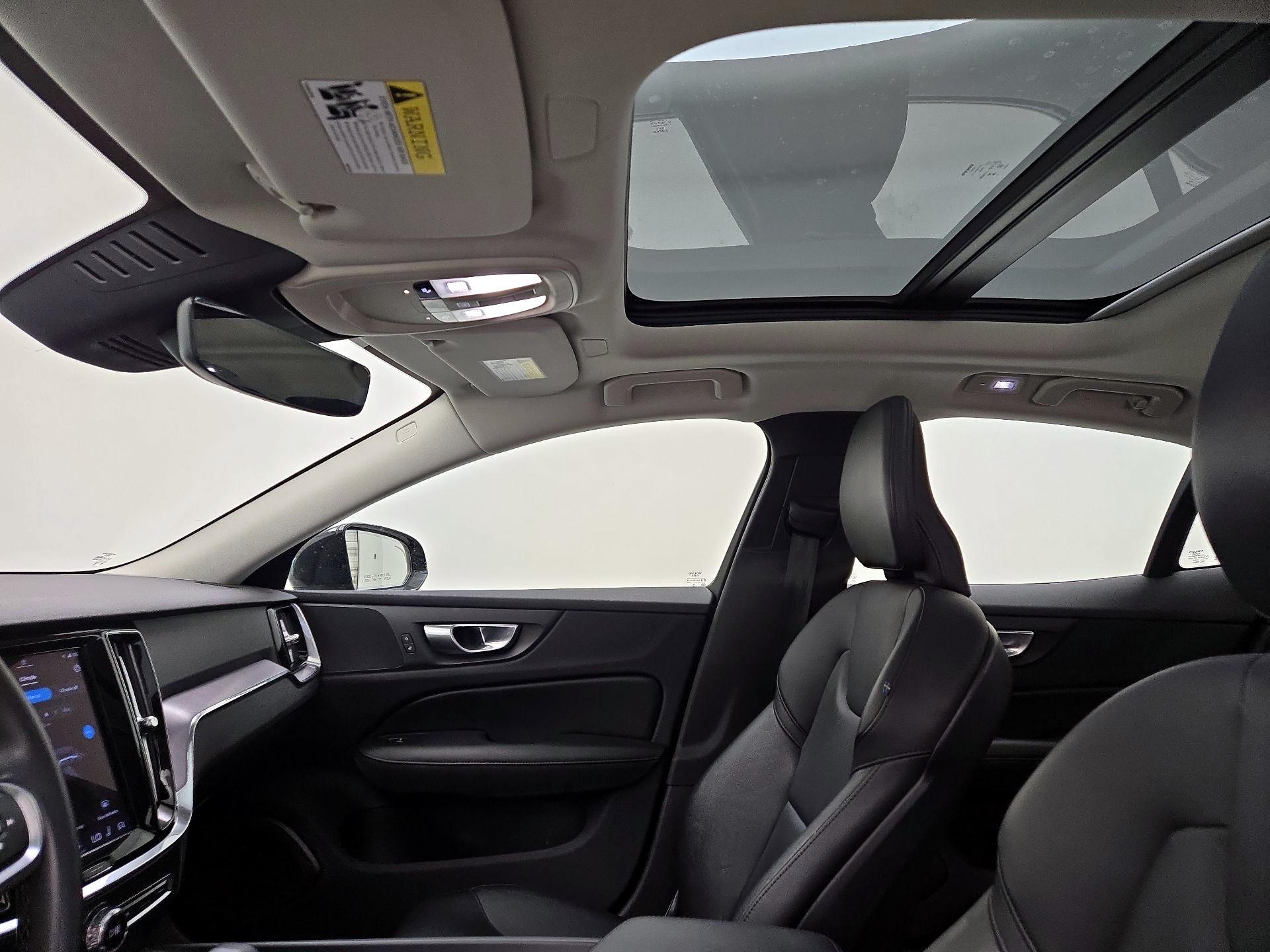 Thumbnail: 2024 Volvo S60 - 19