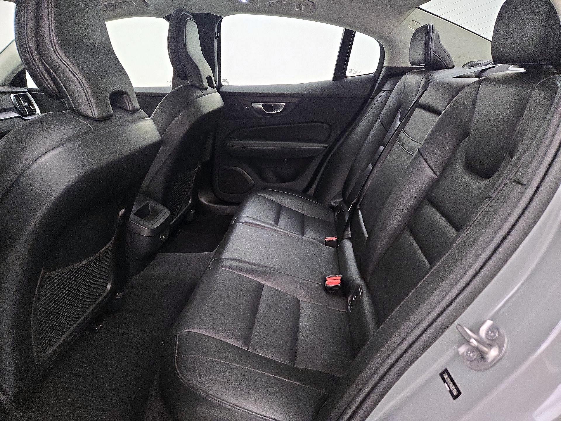 Thumbnail: 2024 Volvo S60 - 20