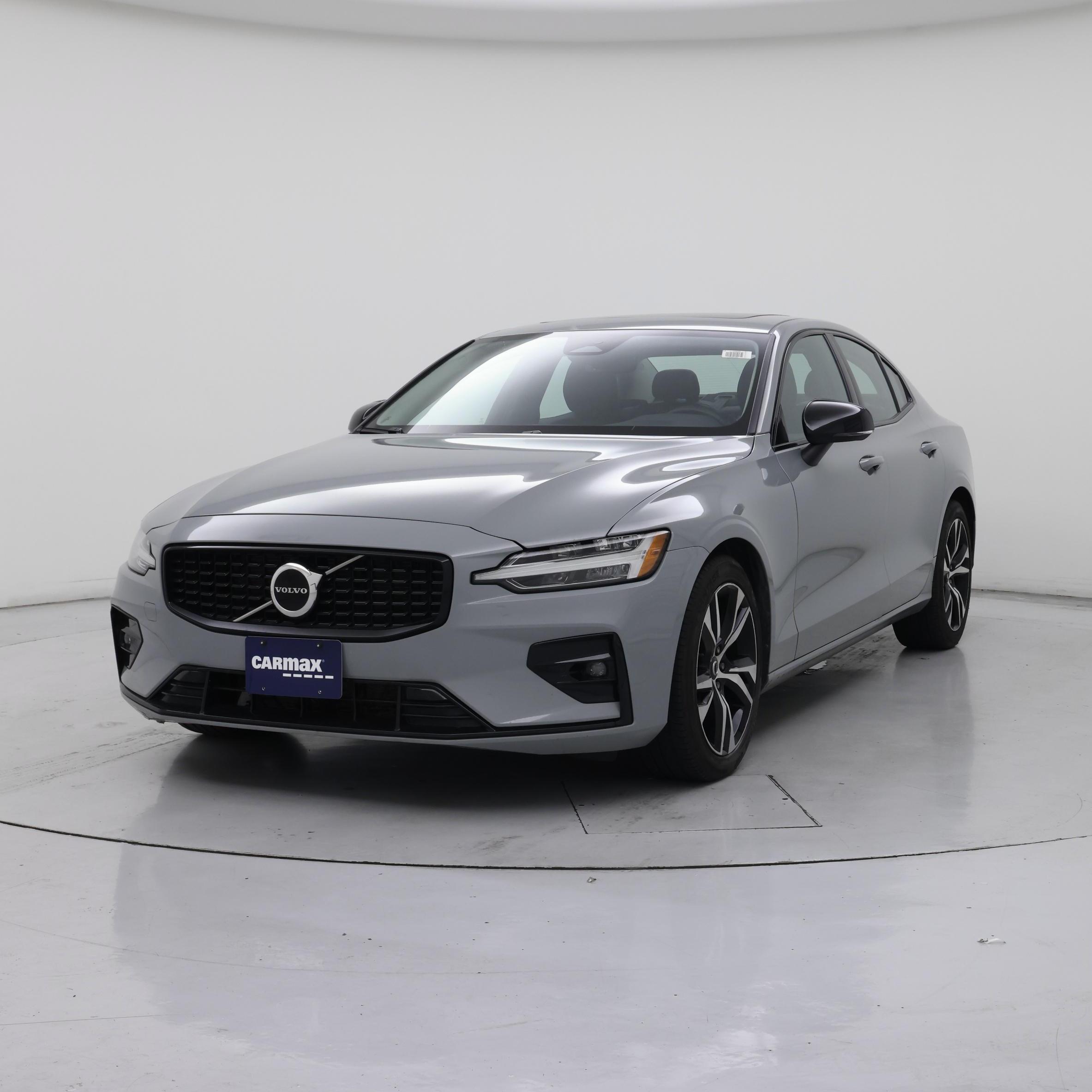 Thumbnail: 2024 Volvo S60 - 4