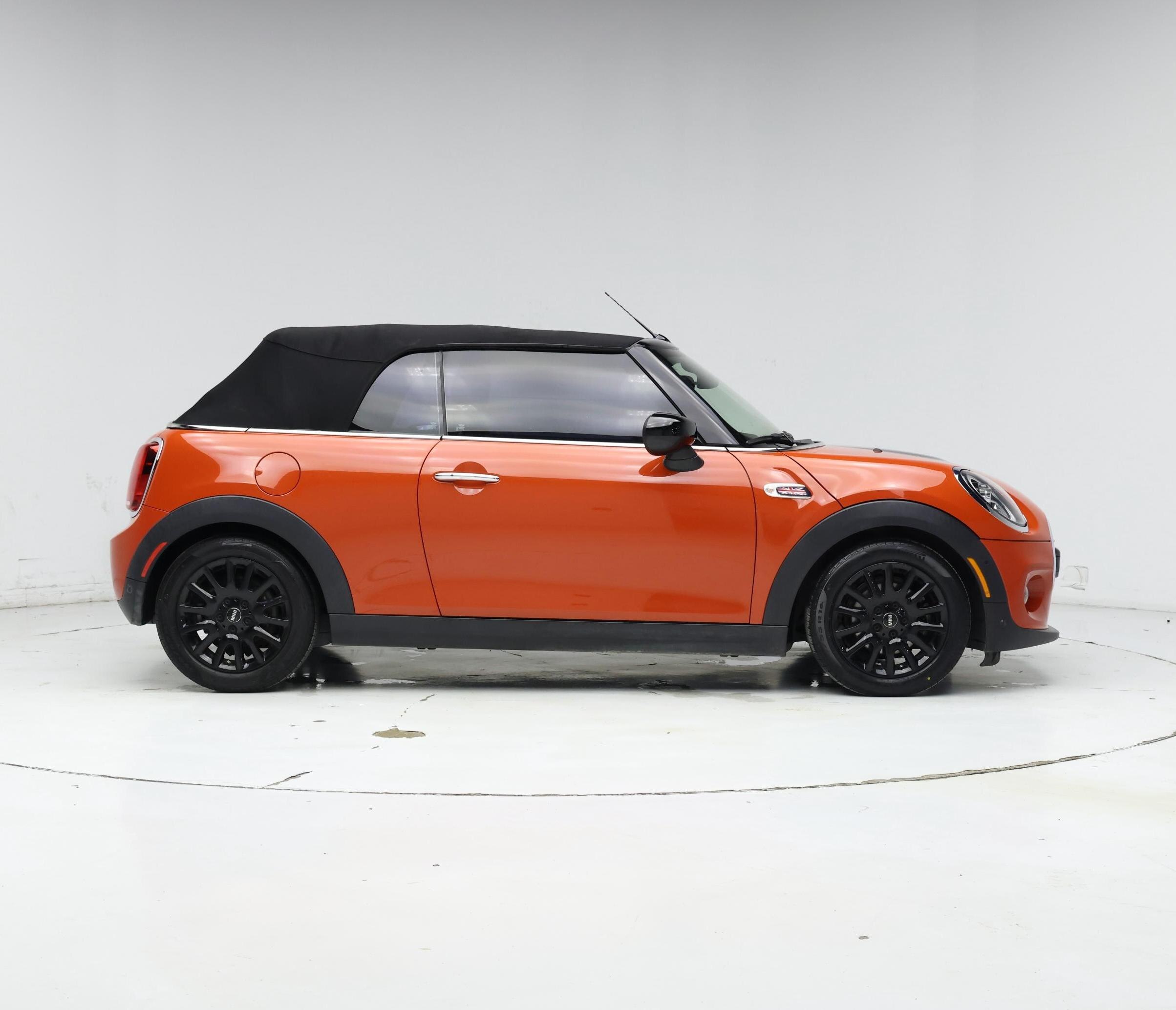 Thumbnail: 2021 MINI Cooper - 7