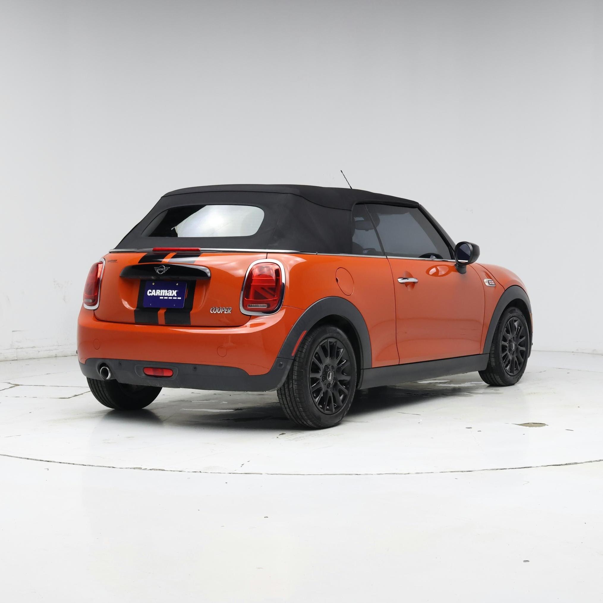 Thumbnail: 2021 MINI Cooper - 8