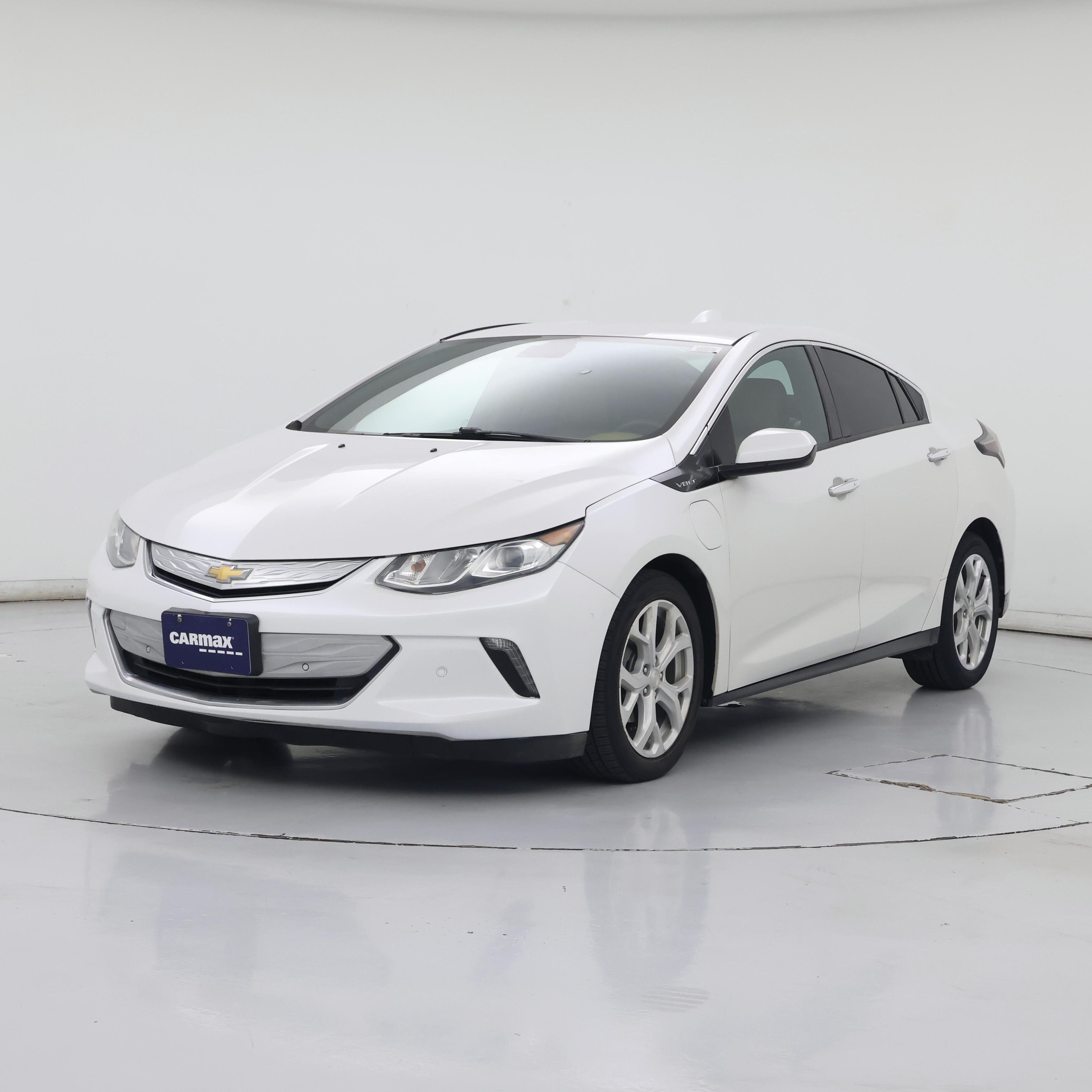 Thumbnail: 2016 Chevrolet Volt - 4